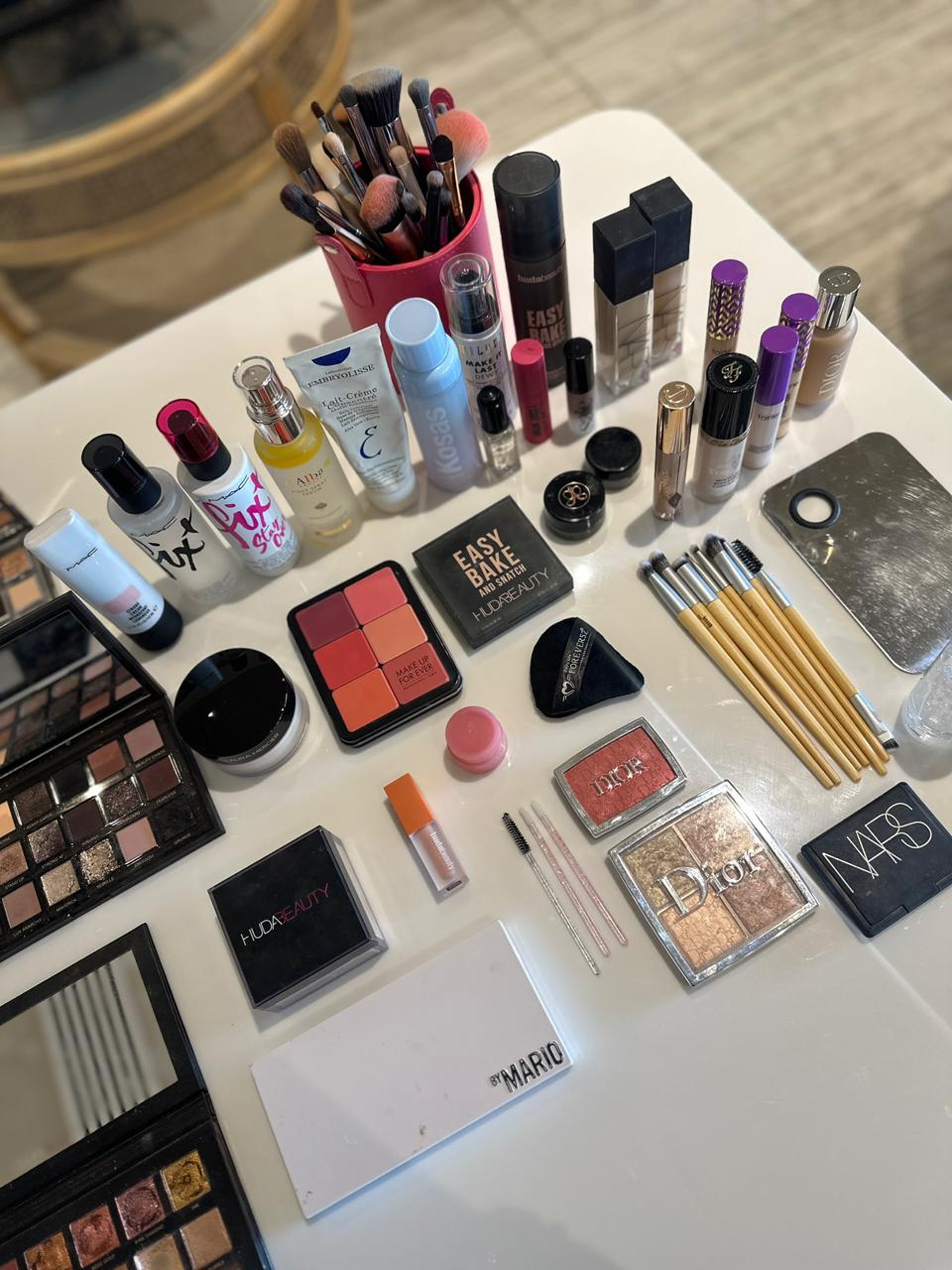 an abstract photo of a curved building with a blue sky in the background