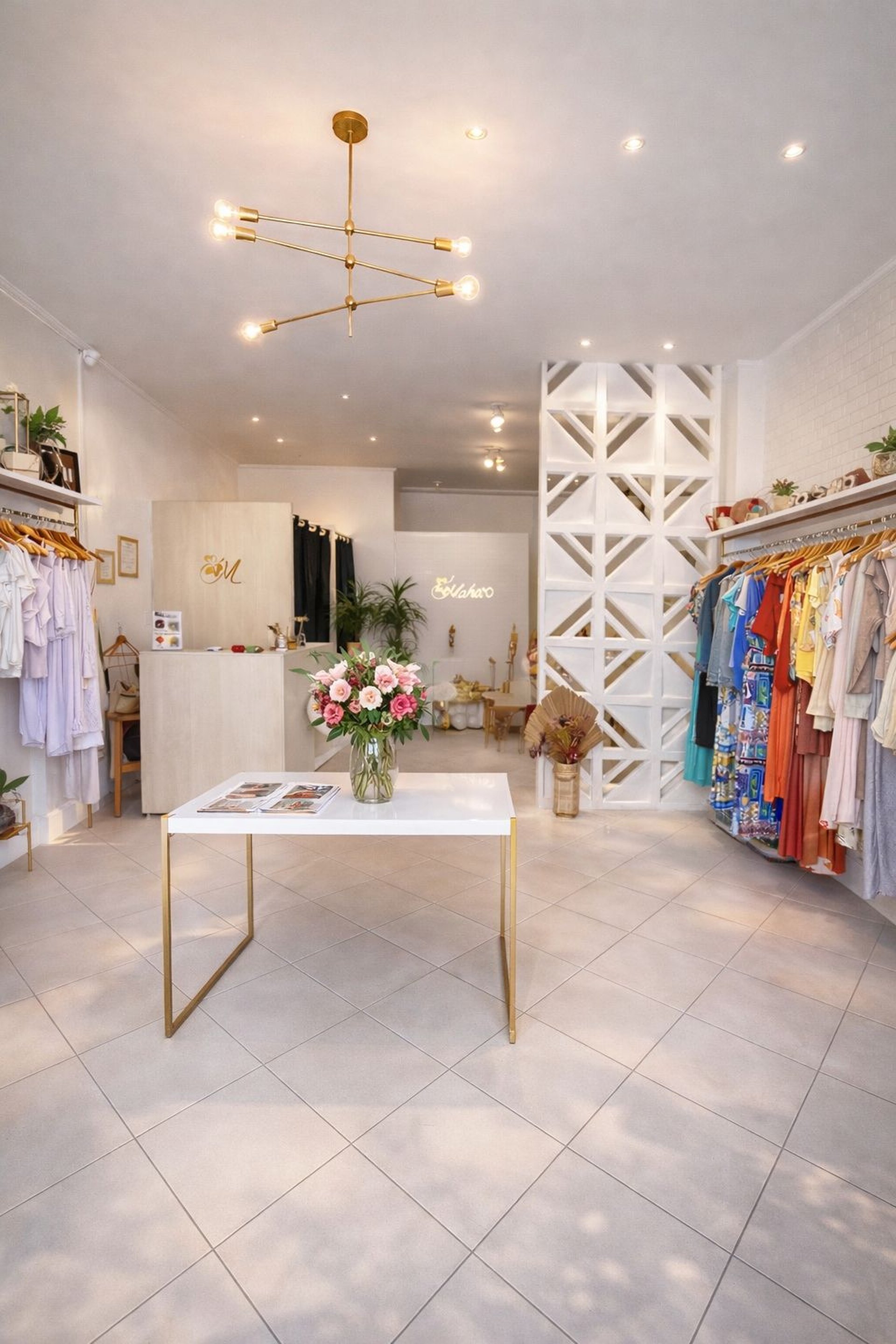 black and white bed linen