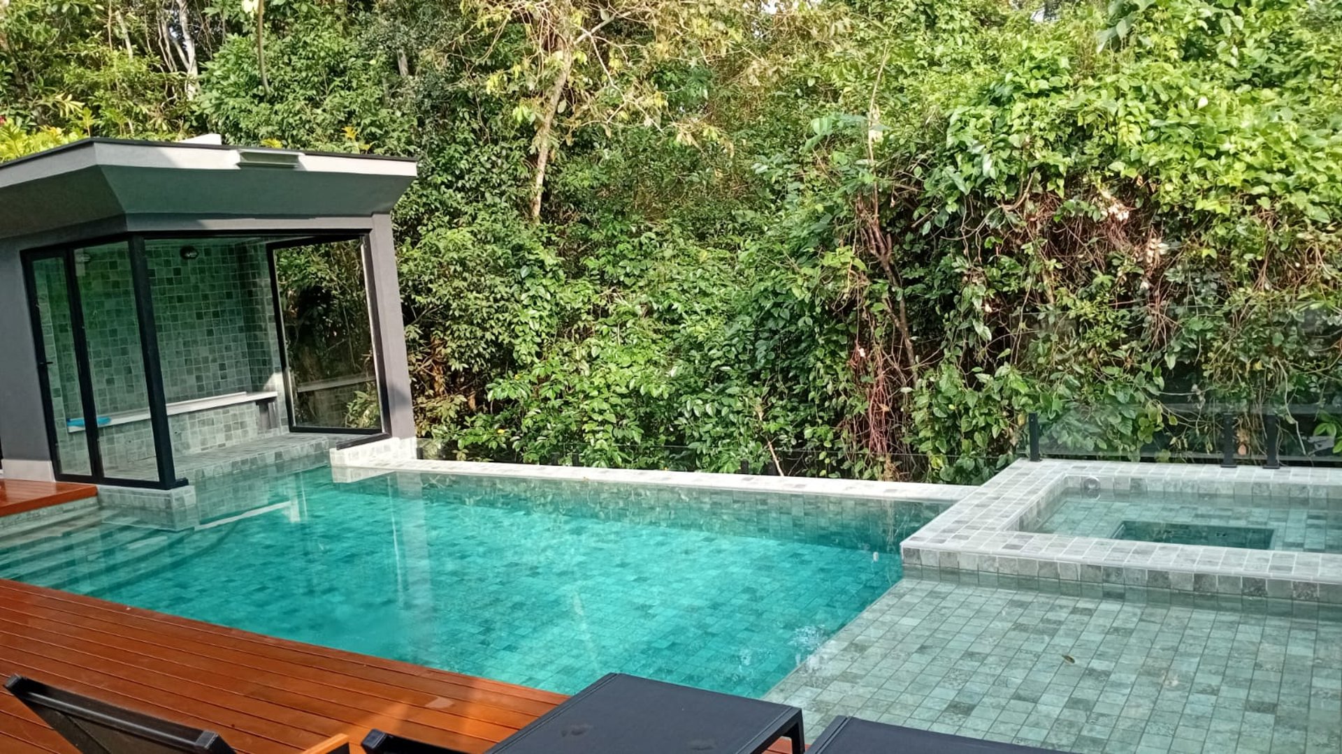 black and brown leather padded tub sofa