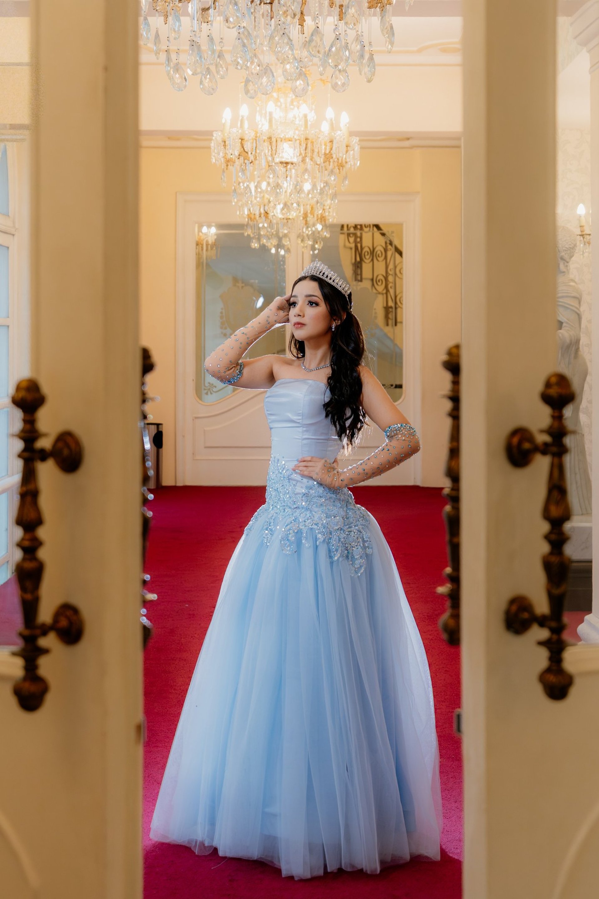 white wall paint with black line