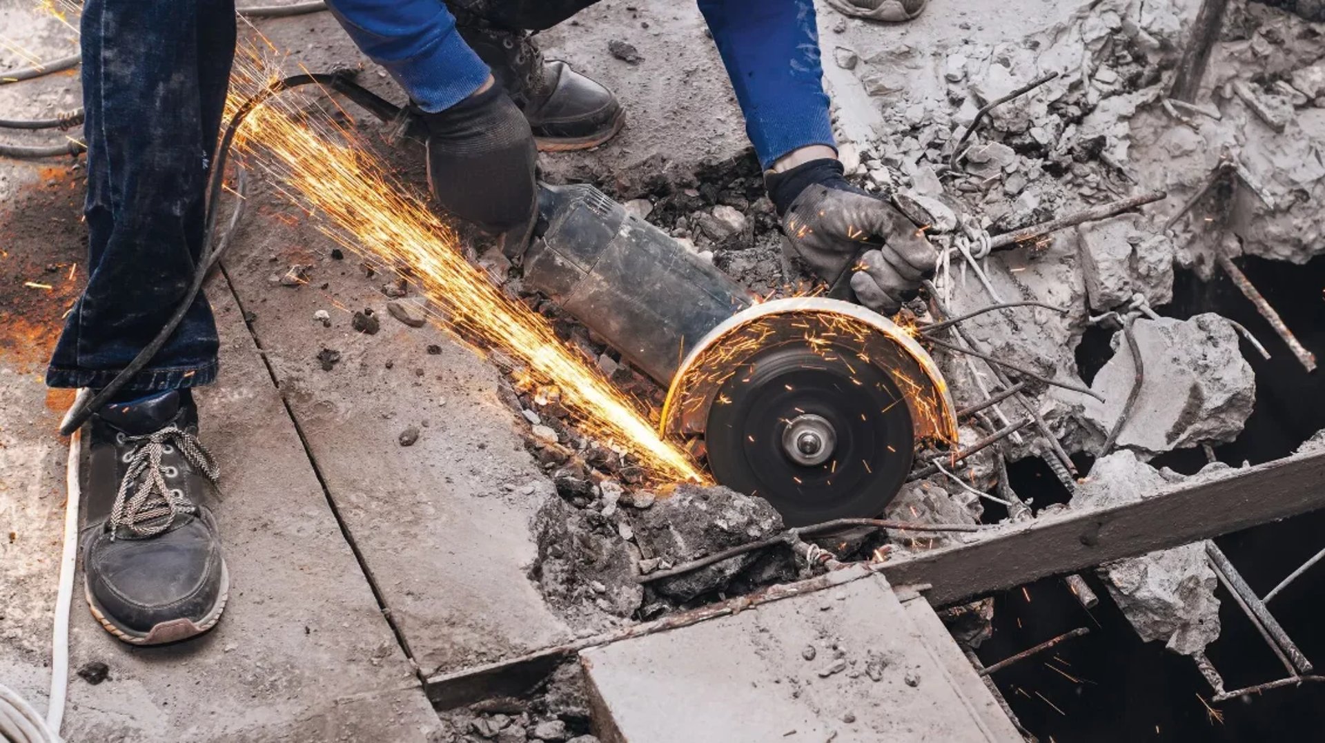 black and brown leather padded tub sofa