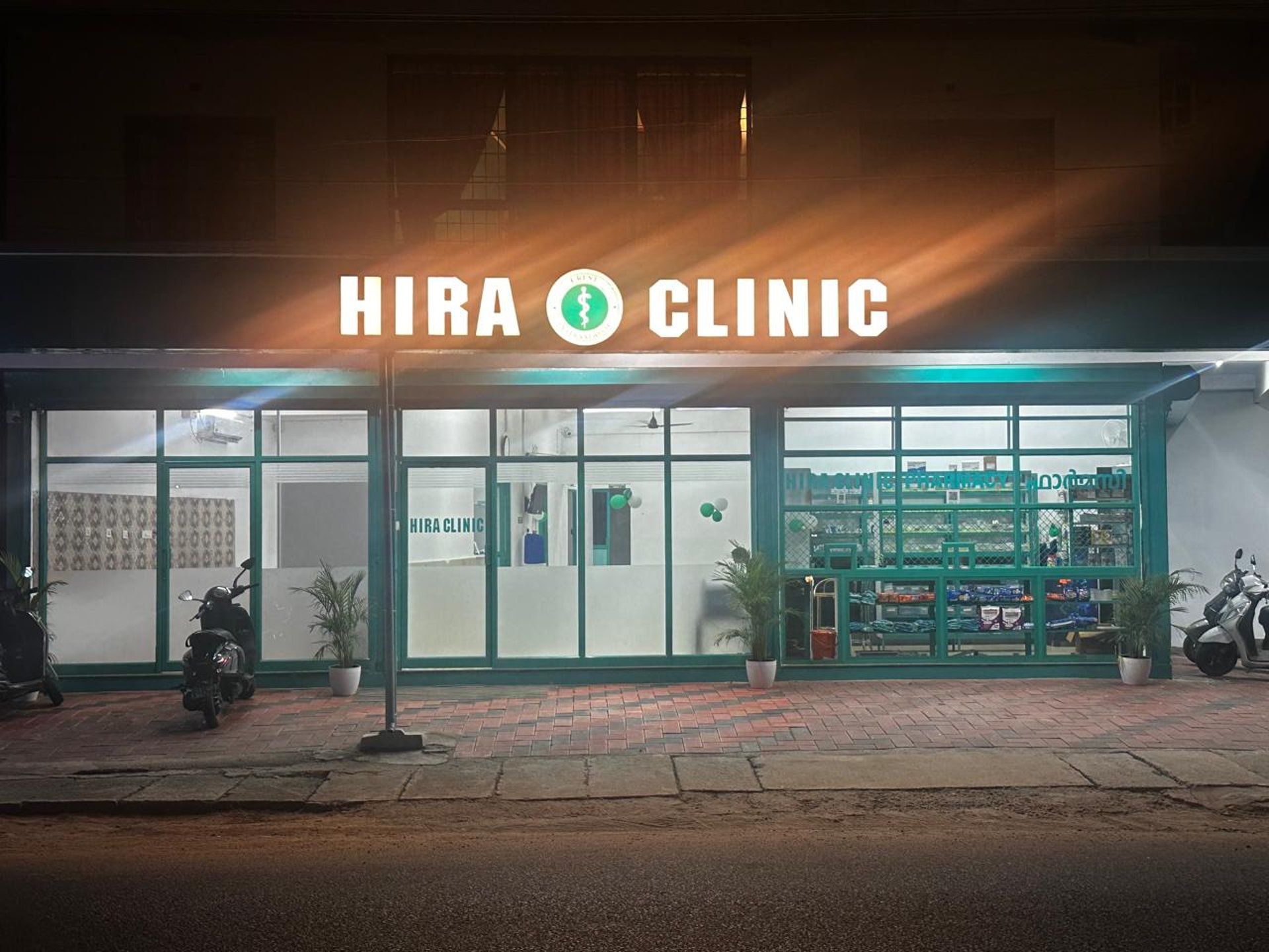 black and brown leather padded tub sofa