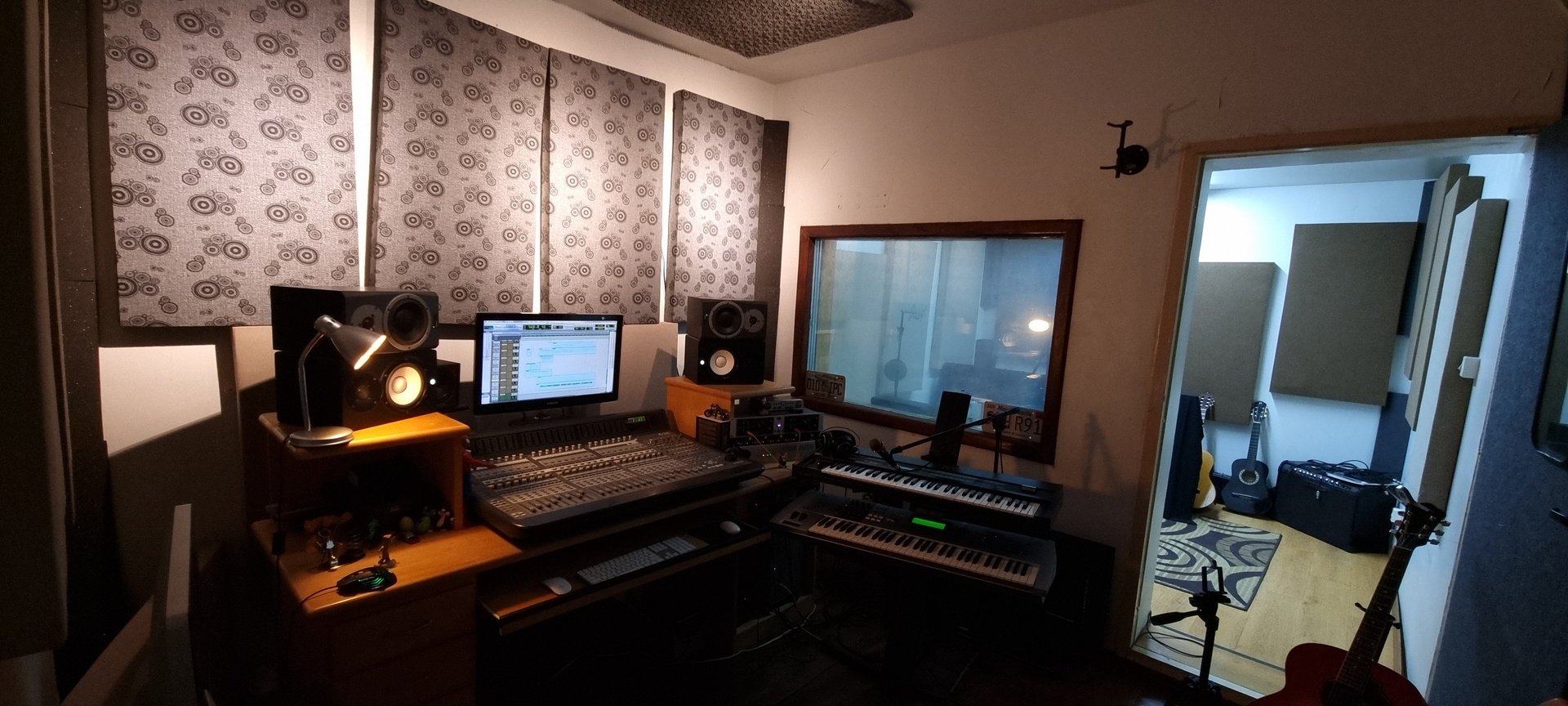 black and brown leather padded tub sofa