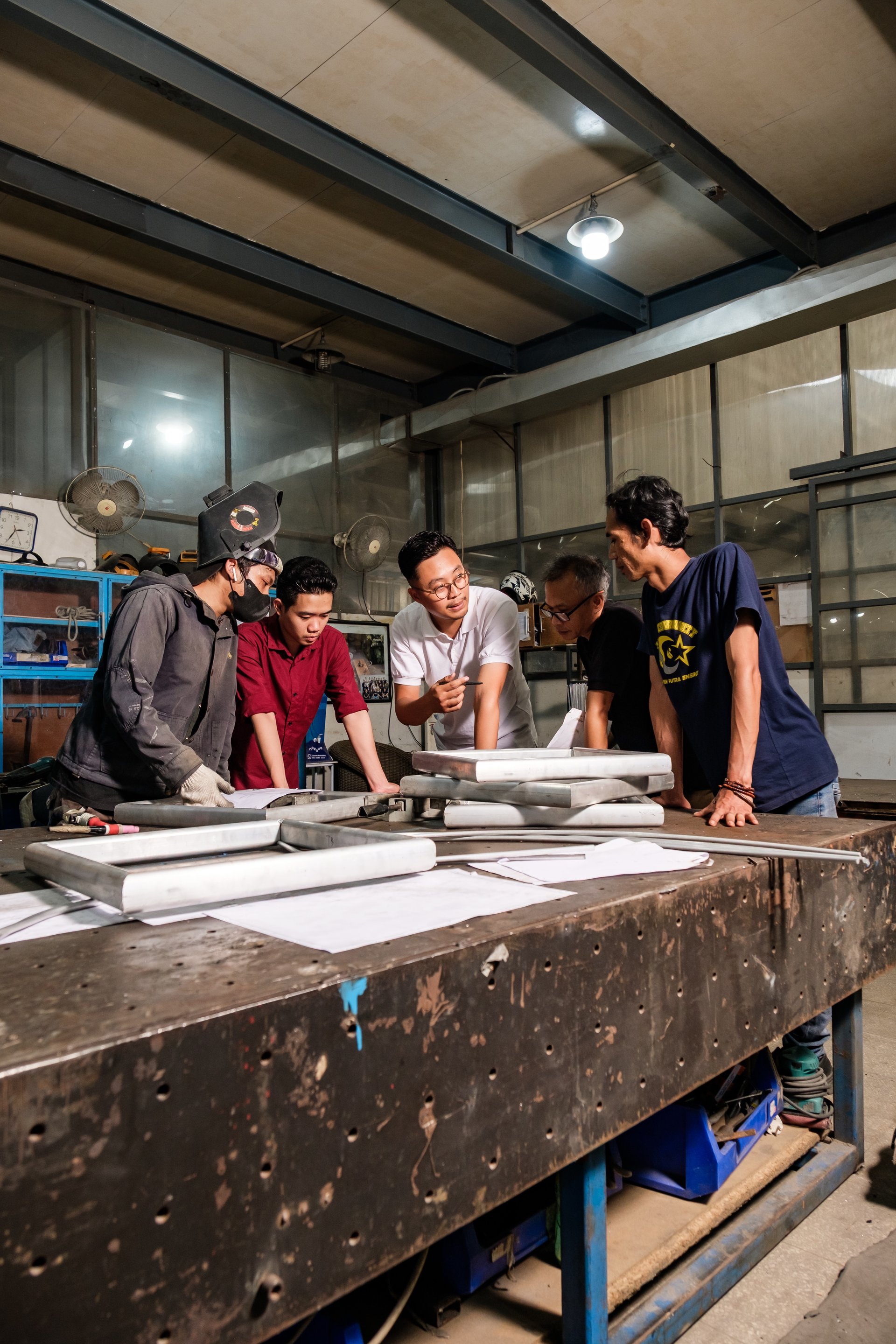 an abstract photo of a curved building with a blue sky in the background