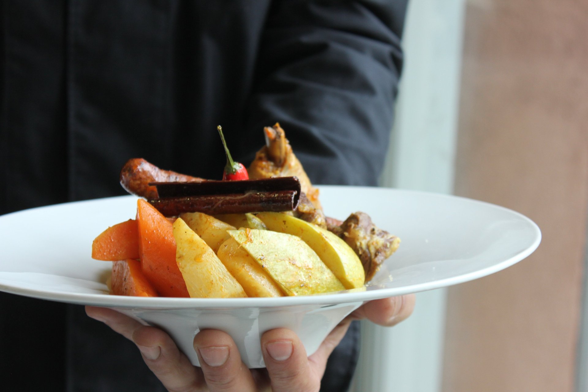black and white bed linen