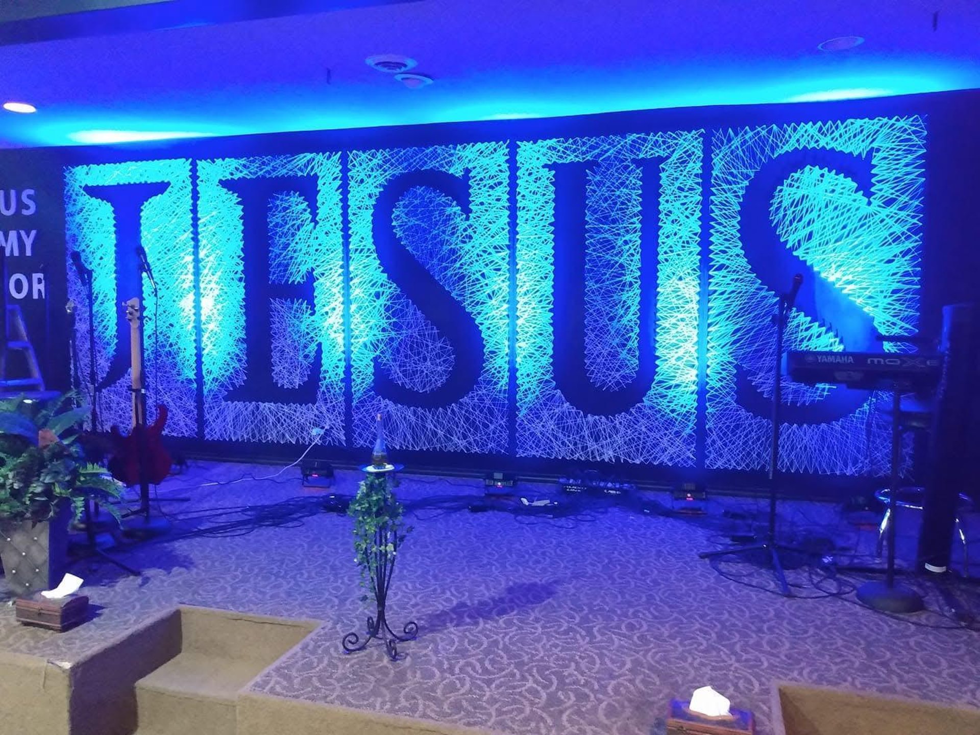 black and brown leather padded tub sofa