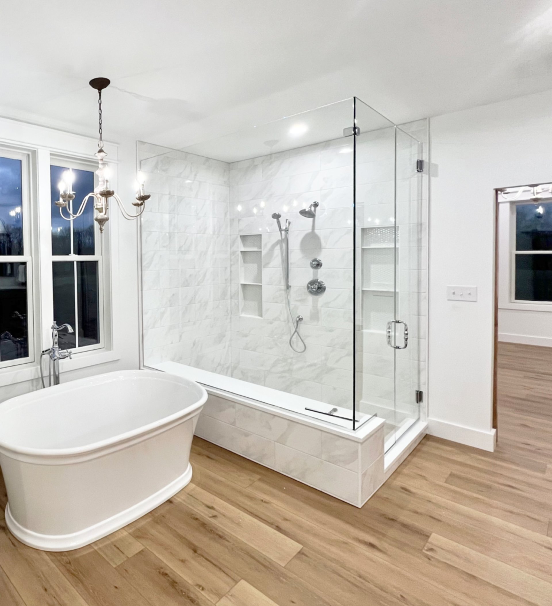 black and white bed linen