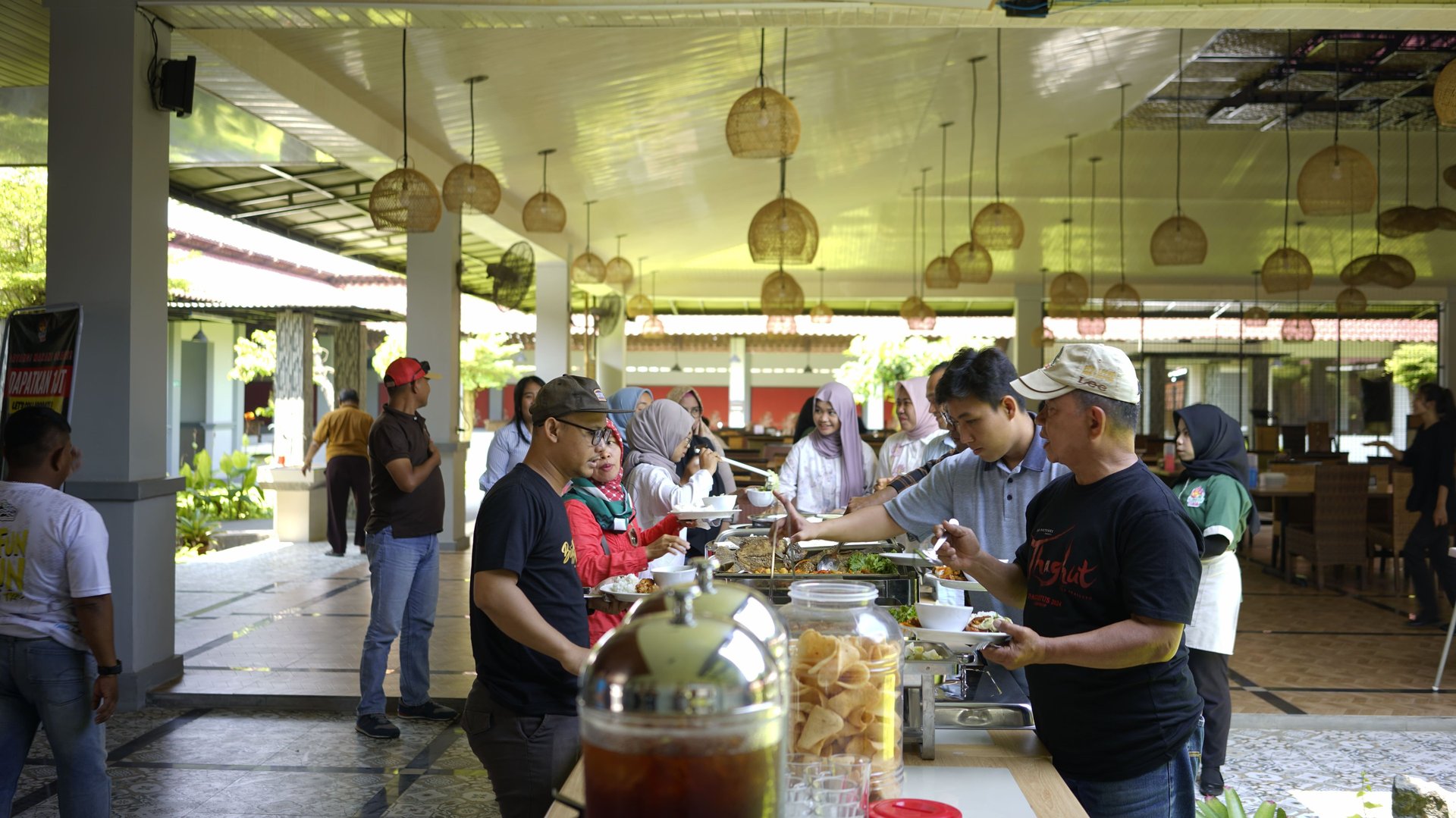 an abstract photo of a curved building with a blue sky in the background