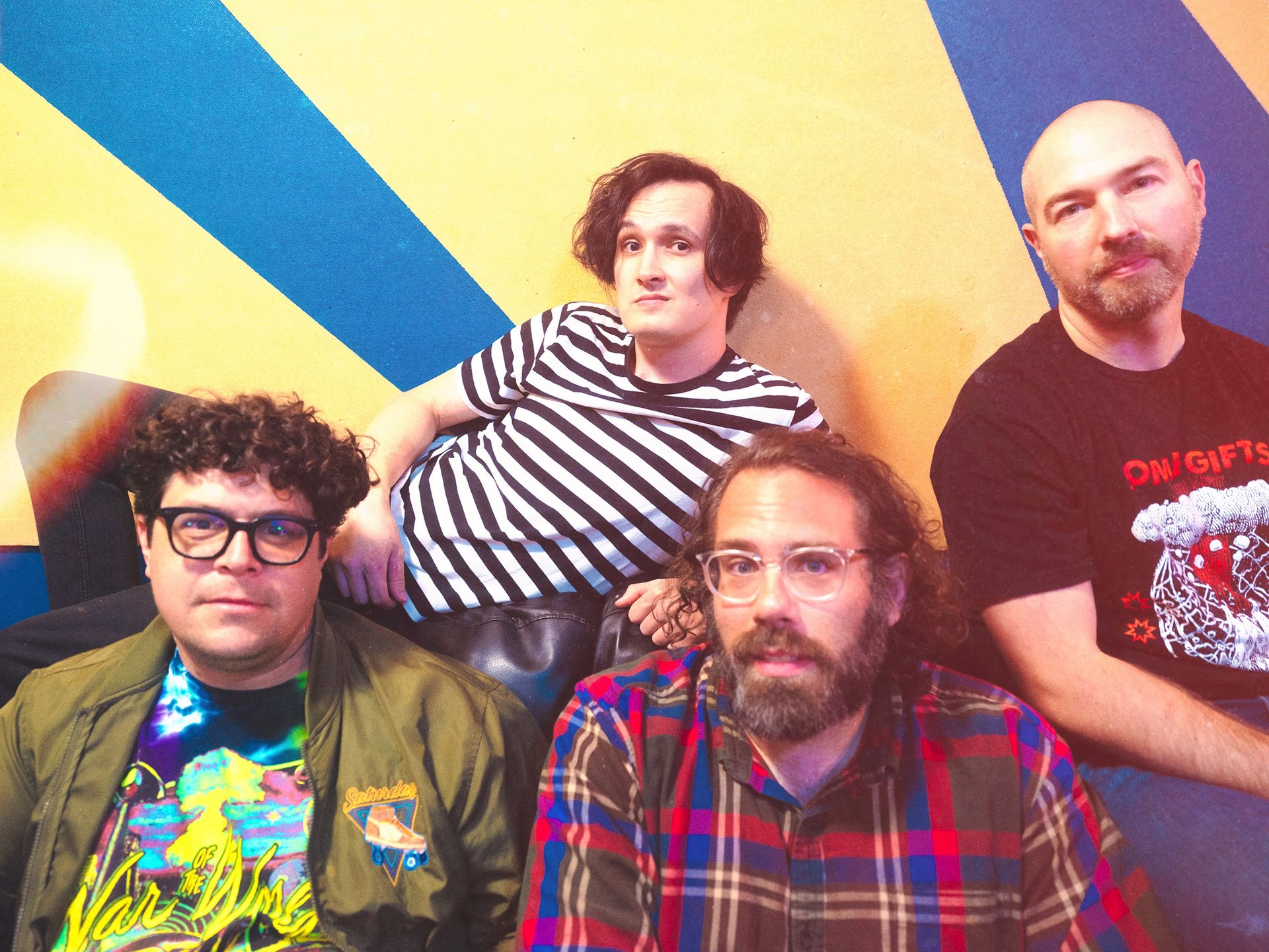 black and white bed linen