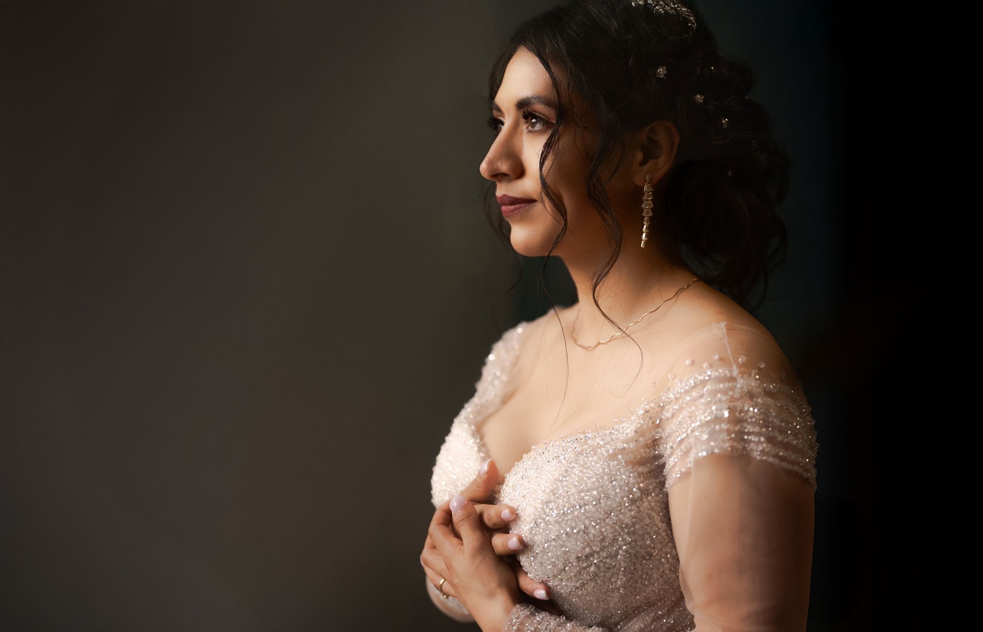 black and white bed linen