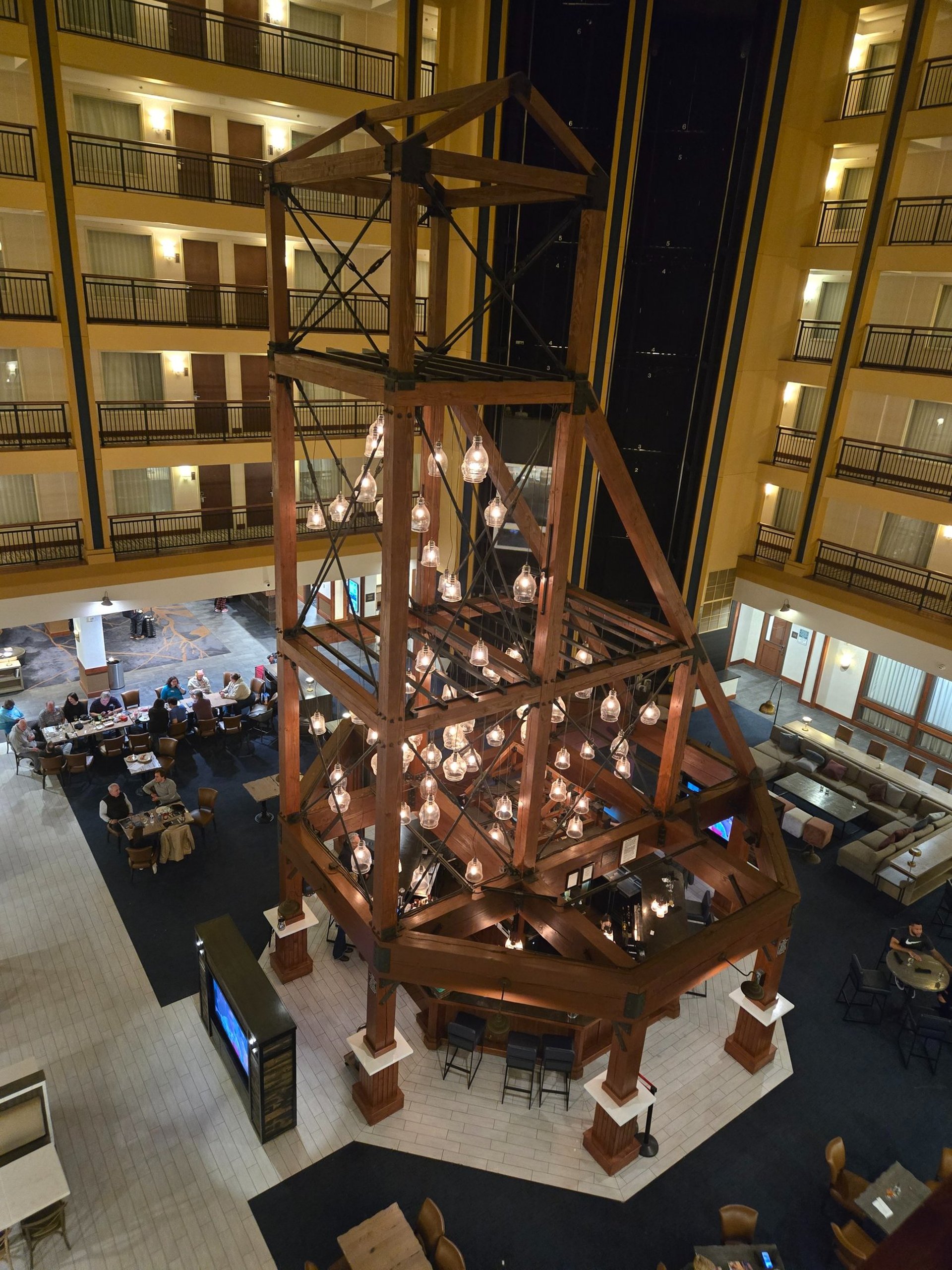 black and white bed linen