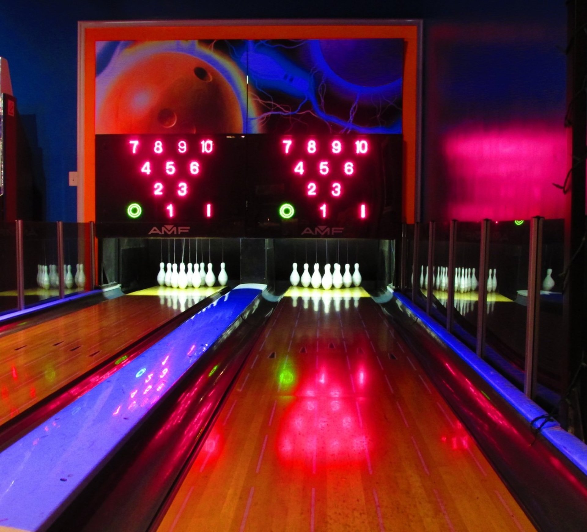 mini bowling lanes