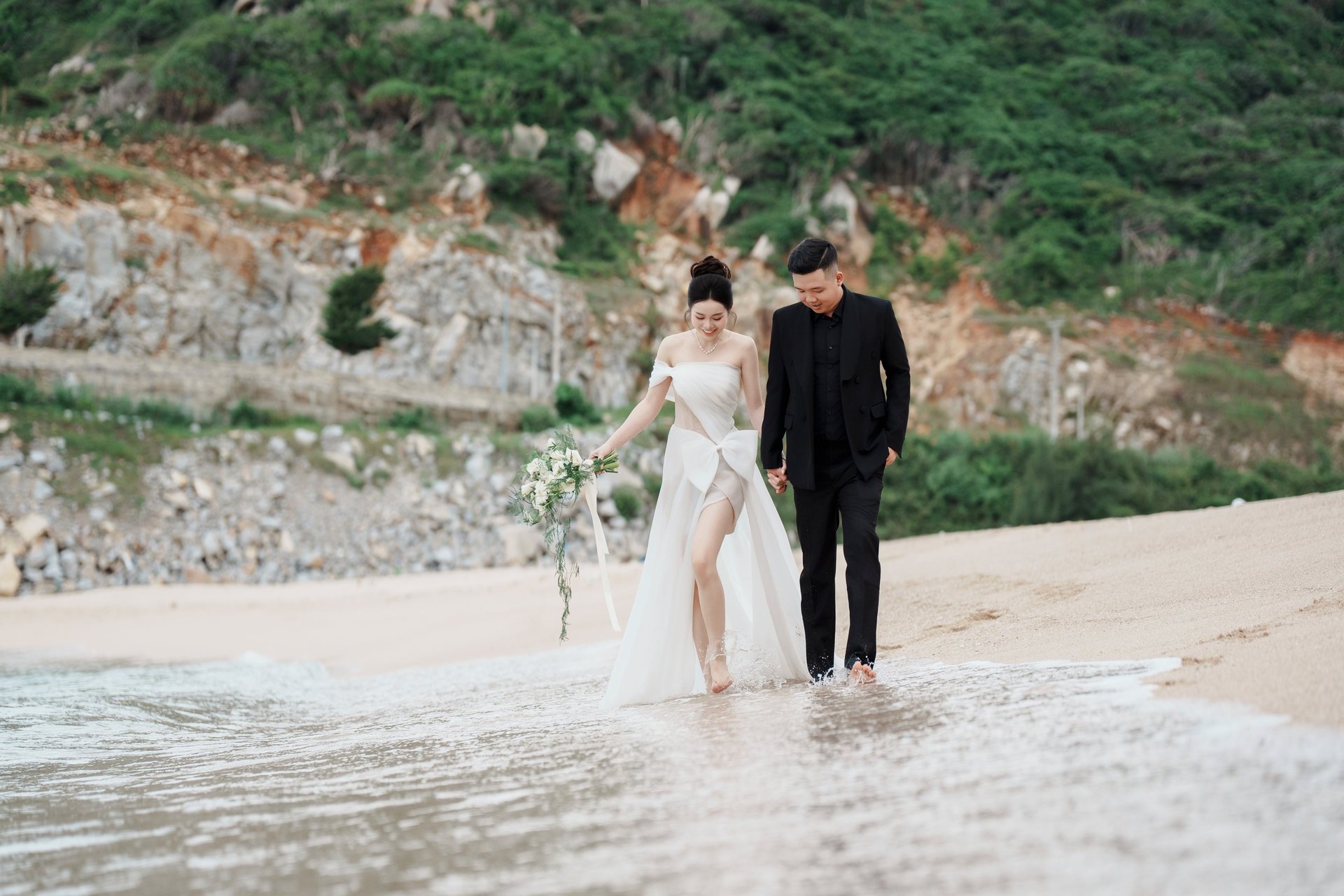 an abstract photo of a curved building with a blue sky in the background