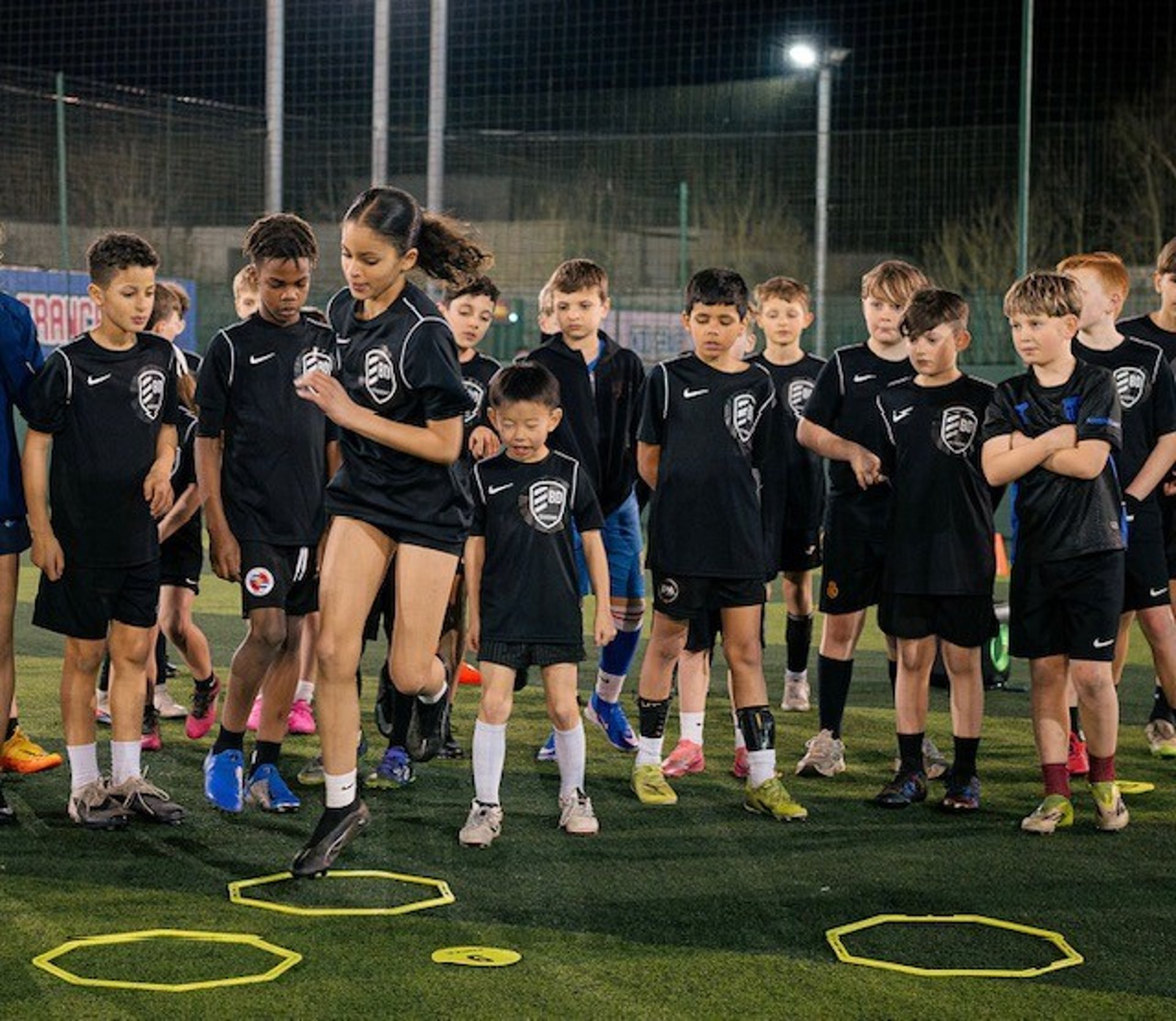 black and white bed linen