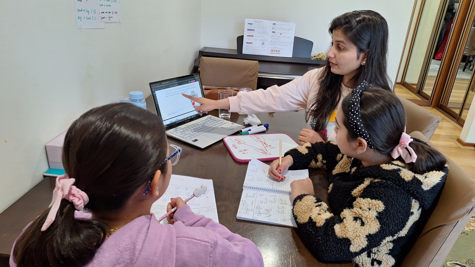 black and white bed linen
