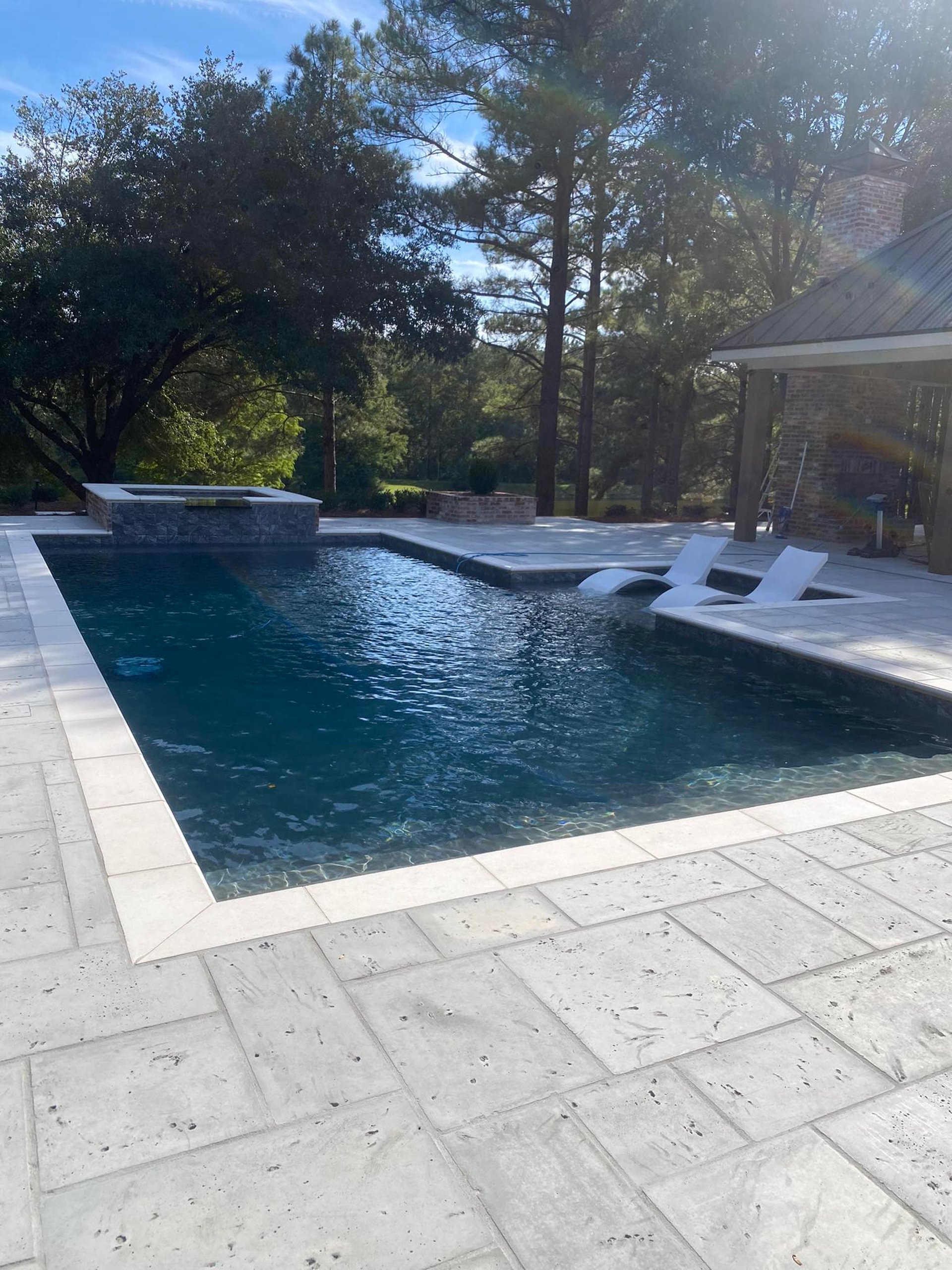 black and white bed linen