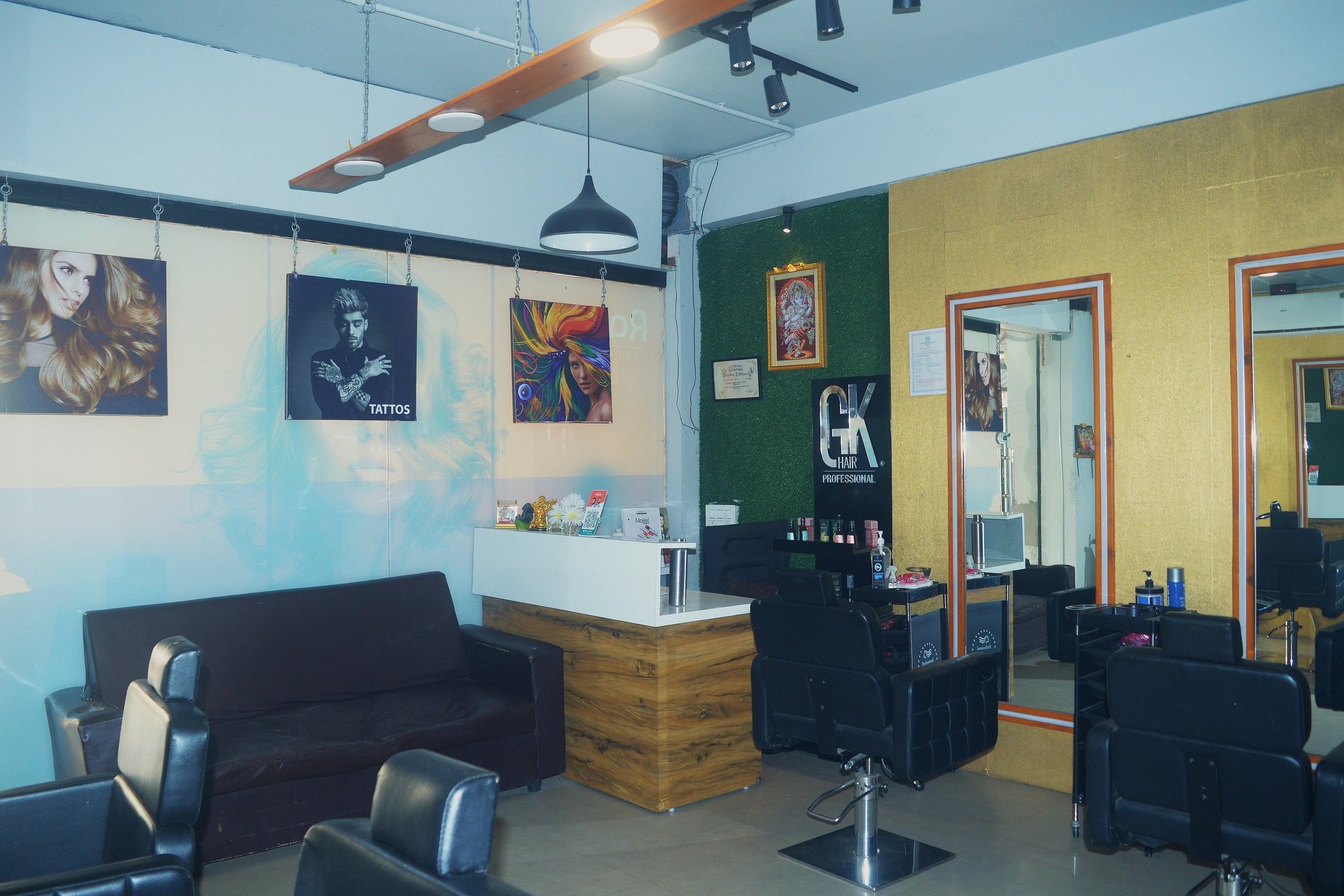 black and silver bar stools