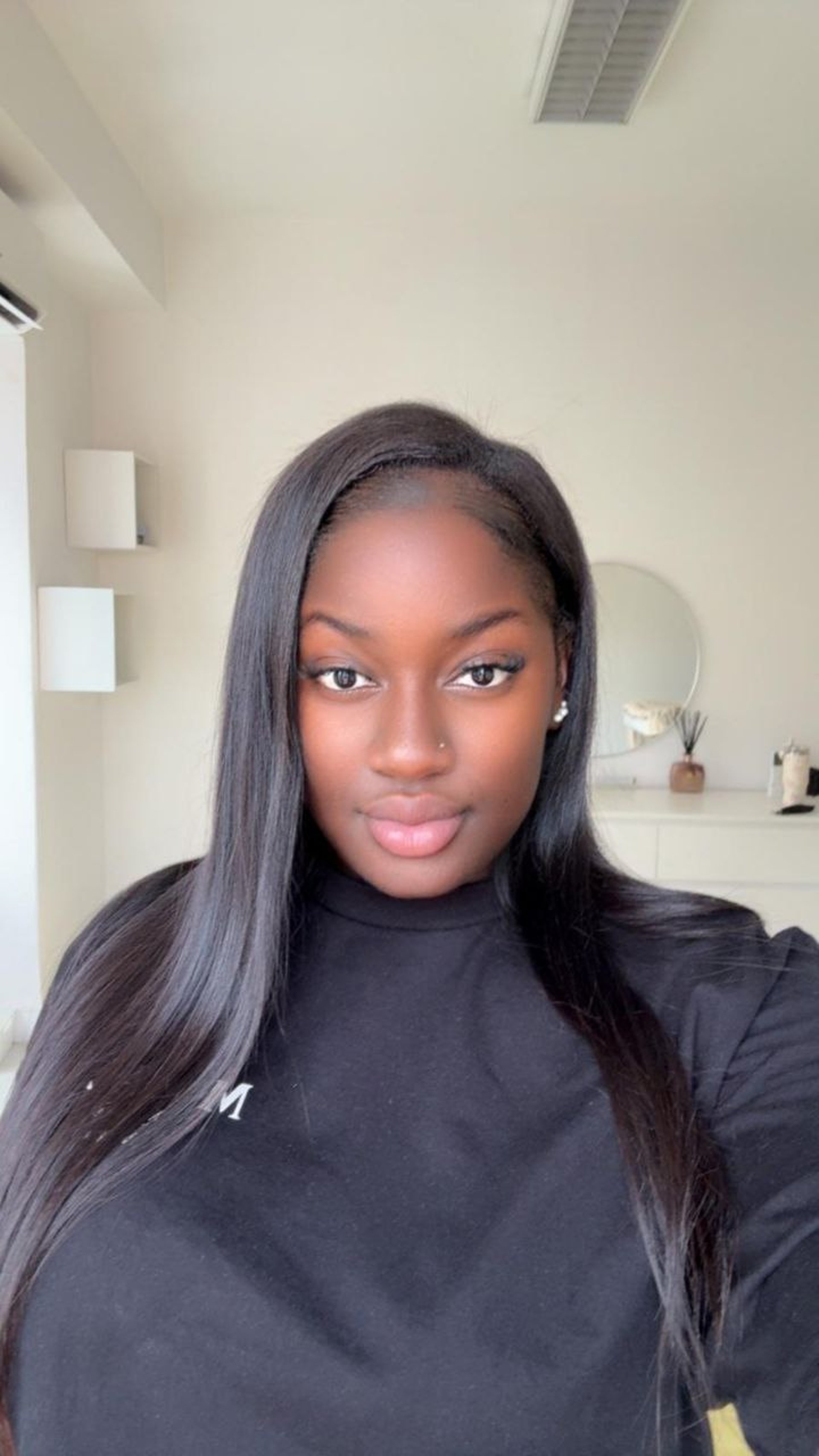 black and white bed linen