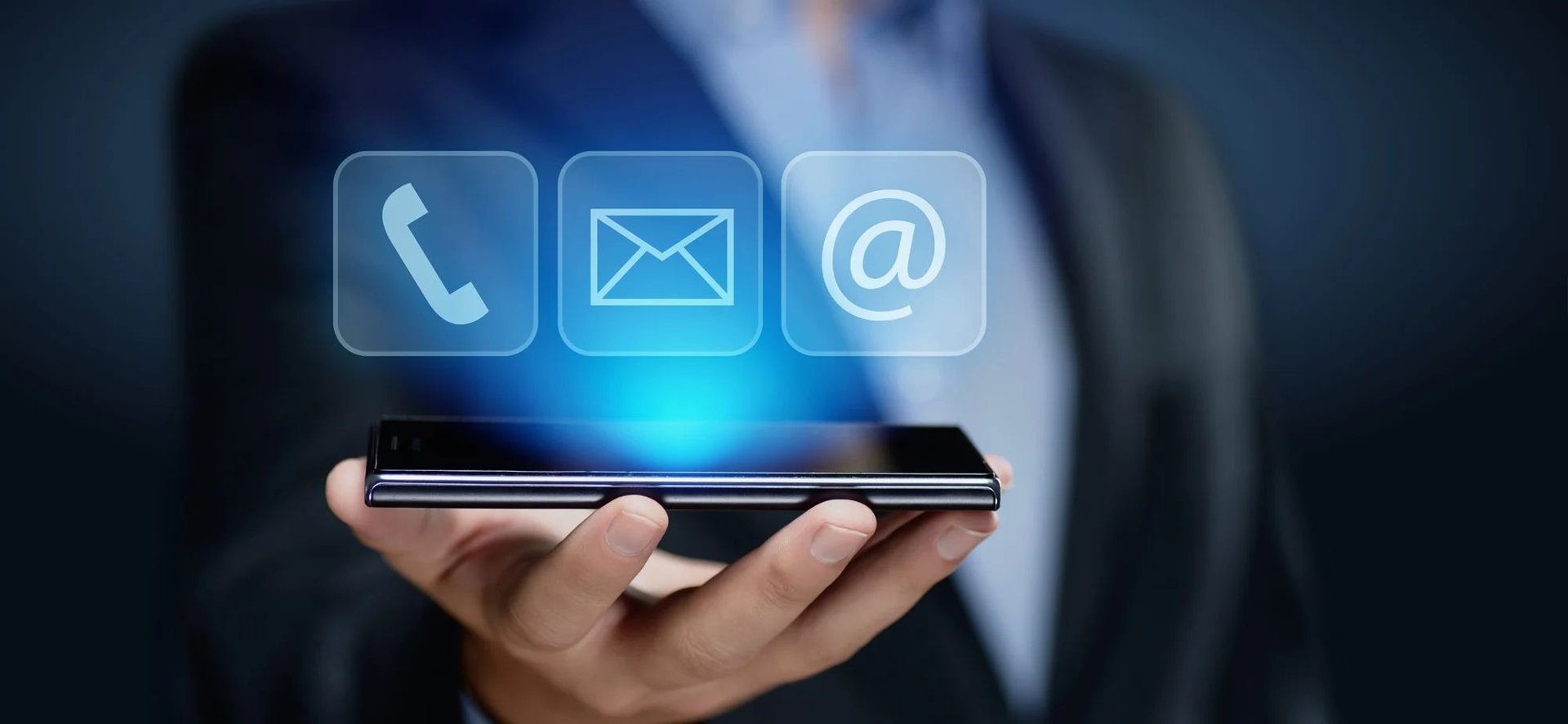 gray computer monitor