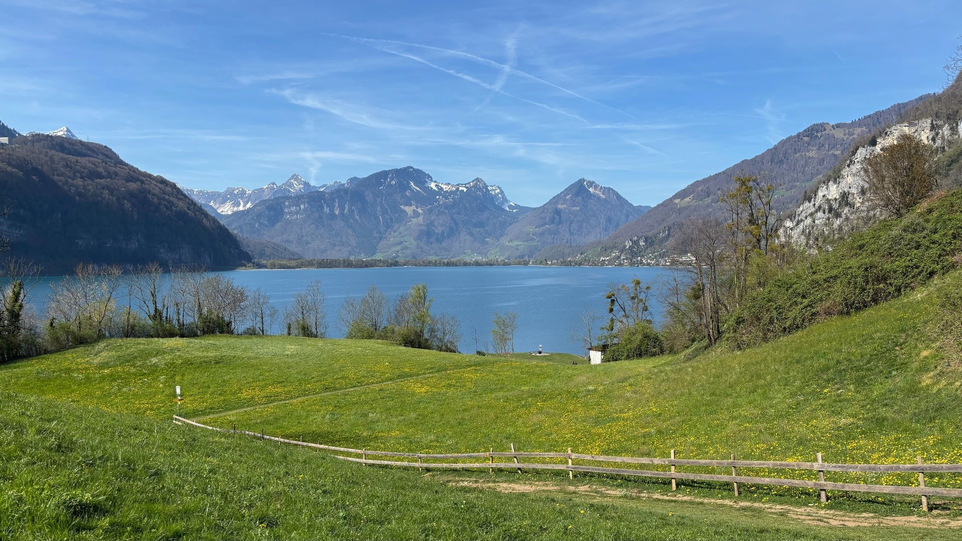 A hike around Lake Walensee in Switzerland
