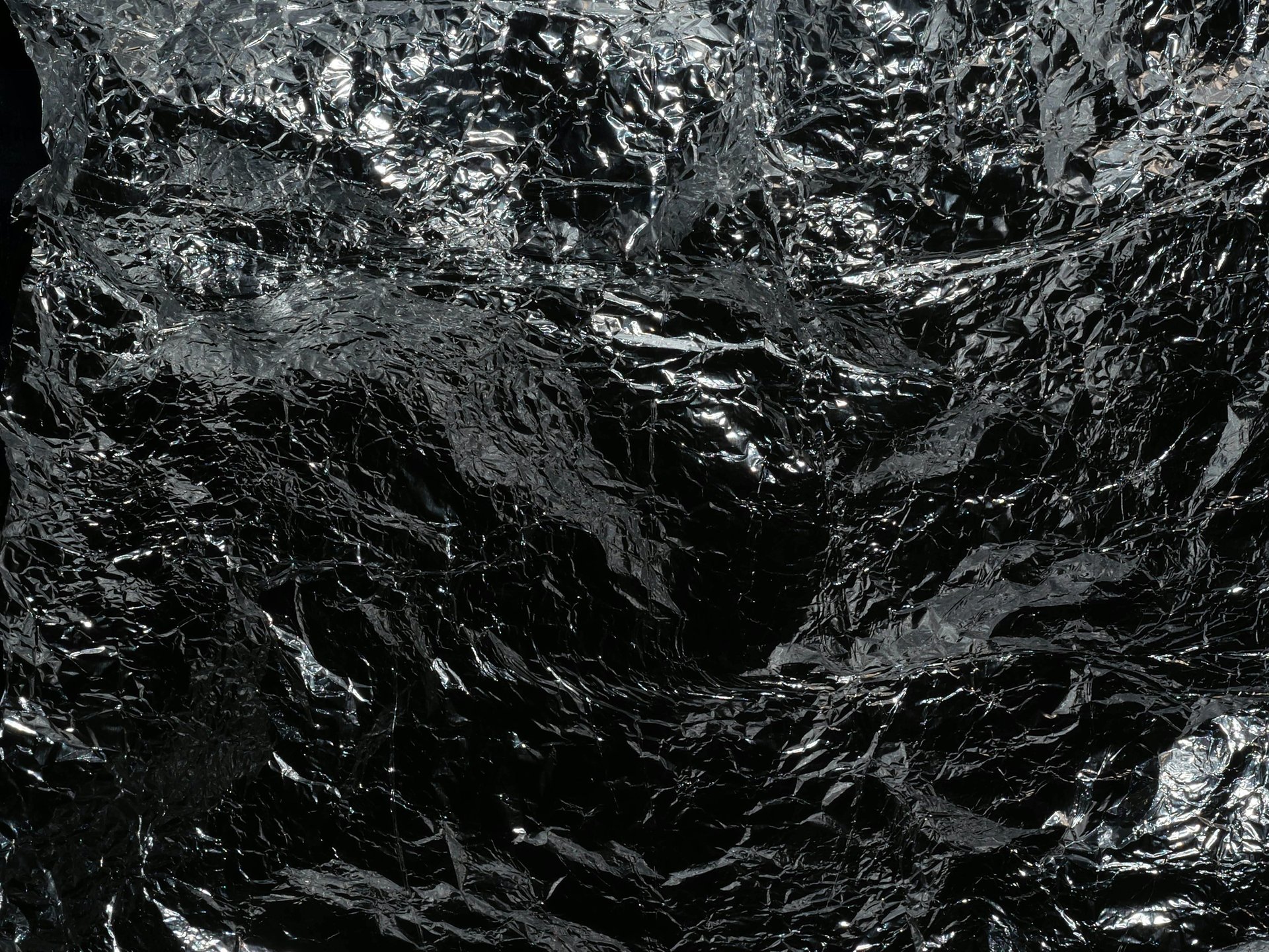 black and white bed linen