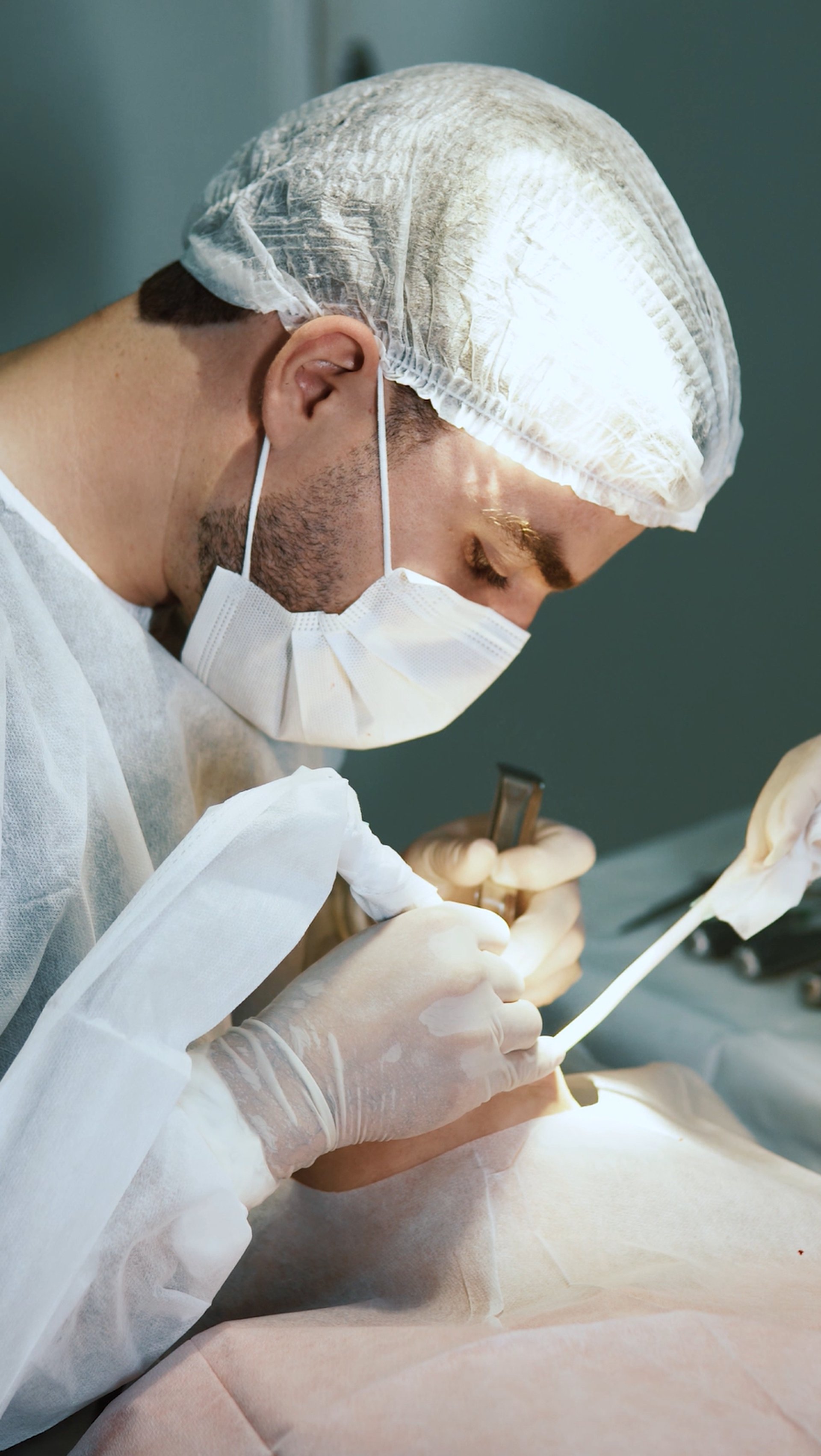 black and white bed linen
