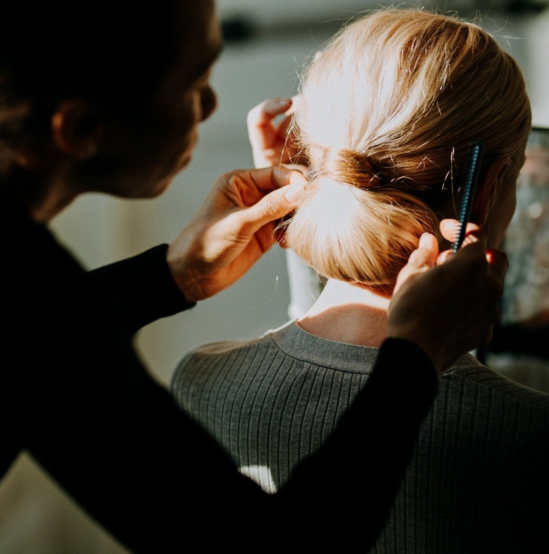 black and brown leather padded tub sofa