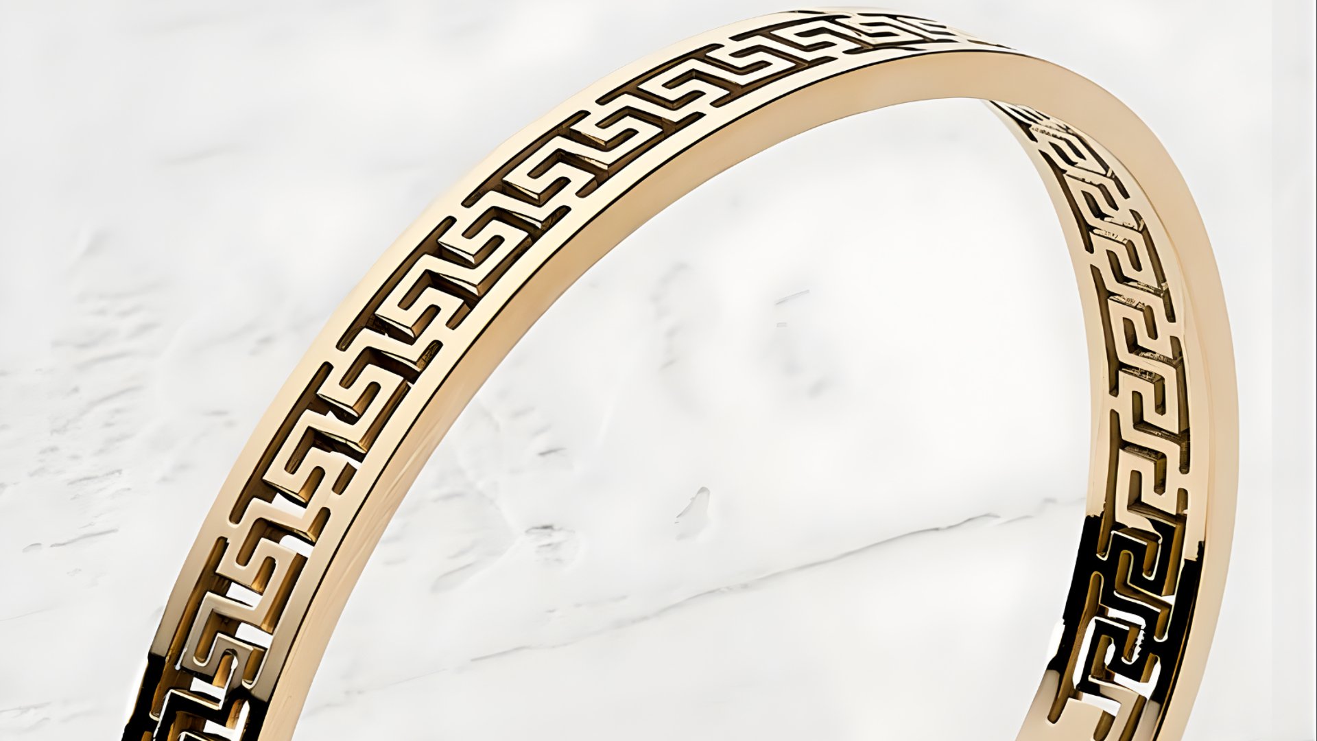 Brazalete de oro laminado