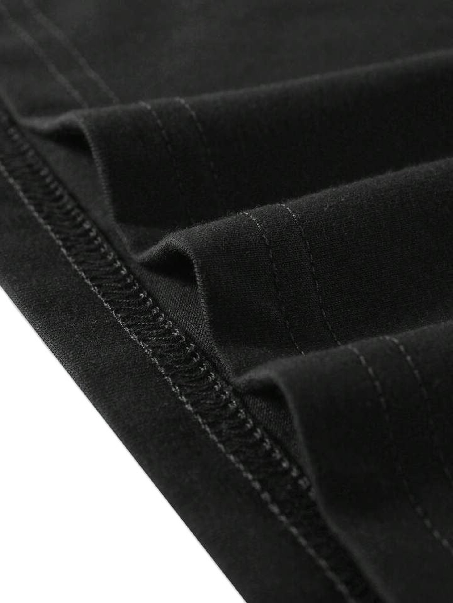 black and white bed linen