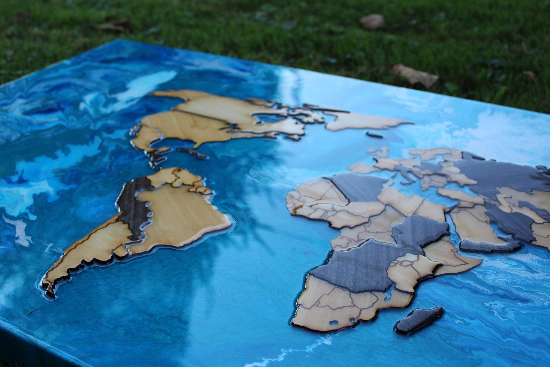 black and white bed linen