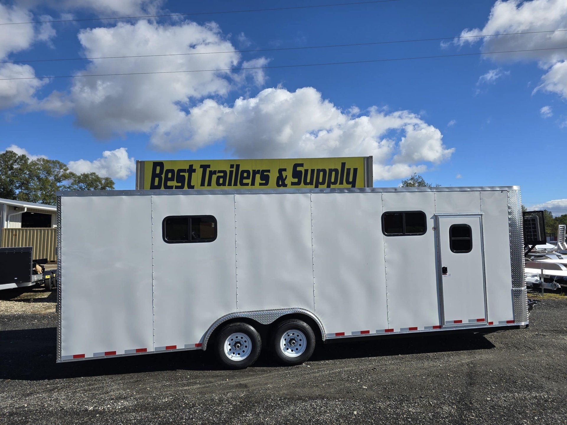 black and white bed linen