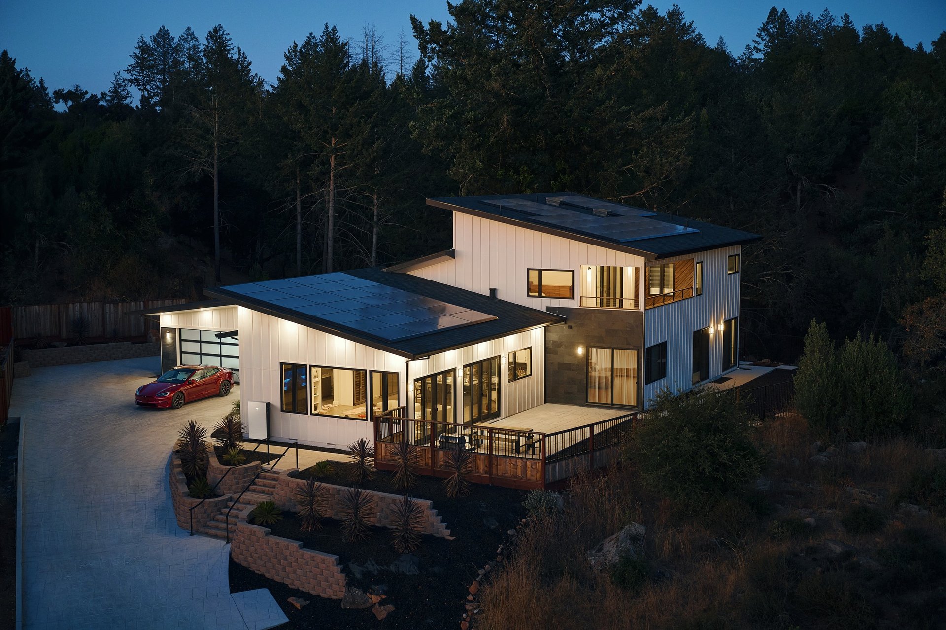 brown and white concrete house