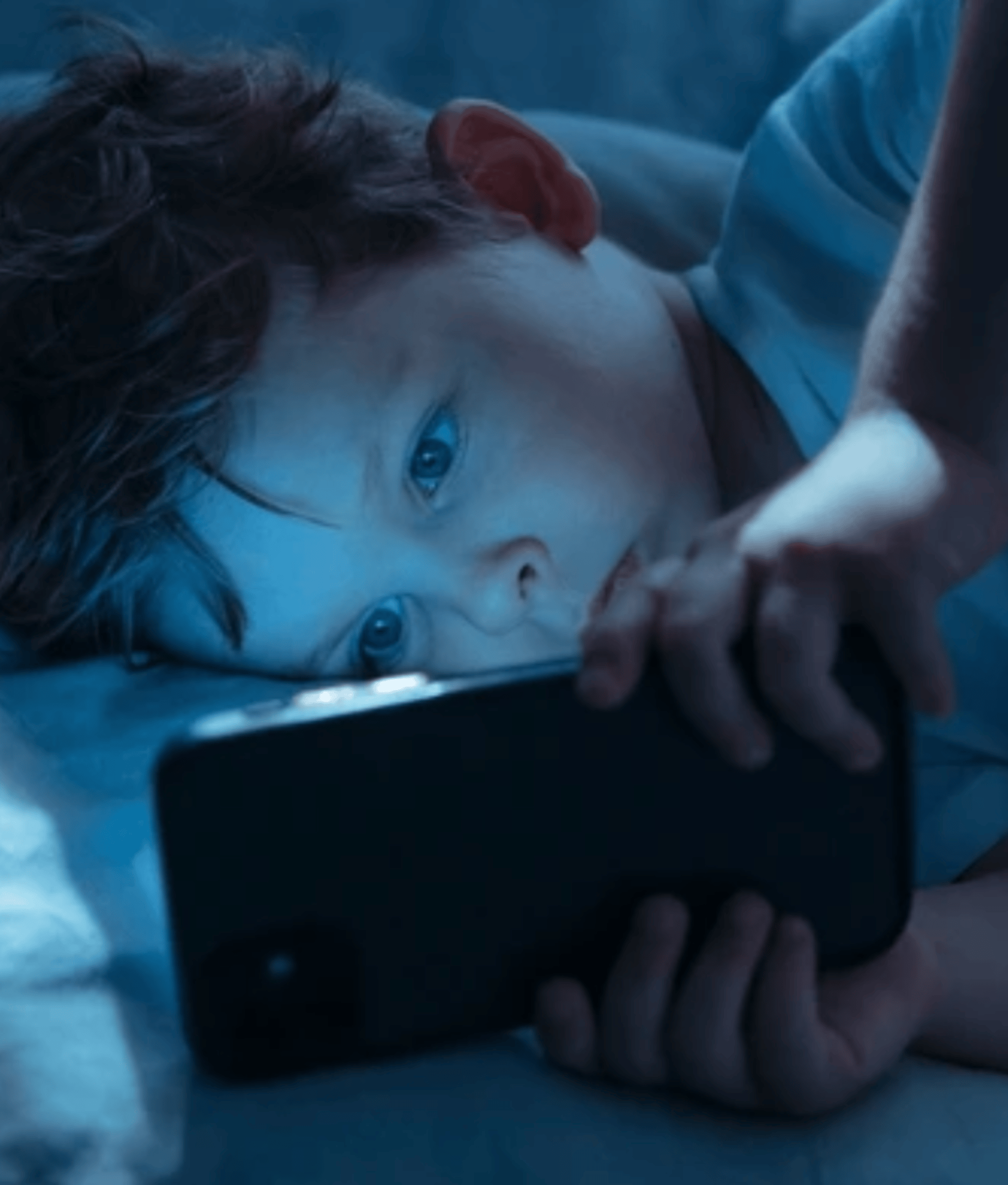 black and white bed linen