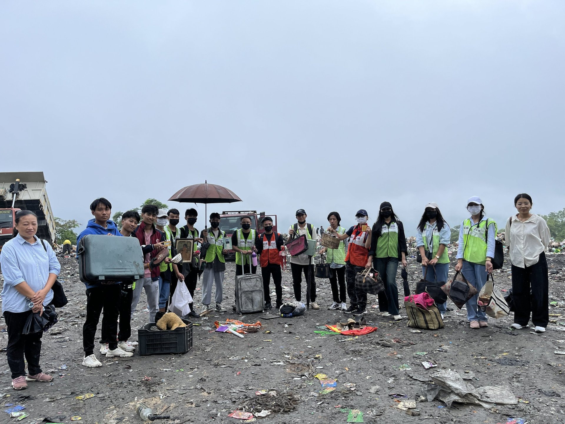 an abstract photo of a curved building with a blue sky in the background