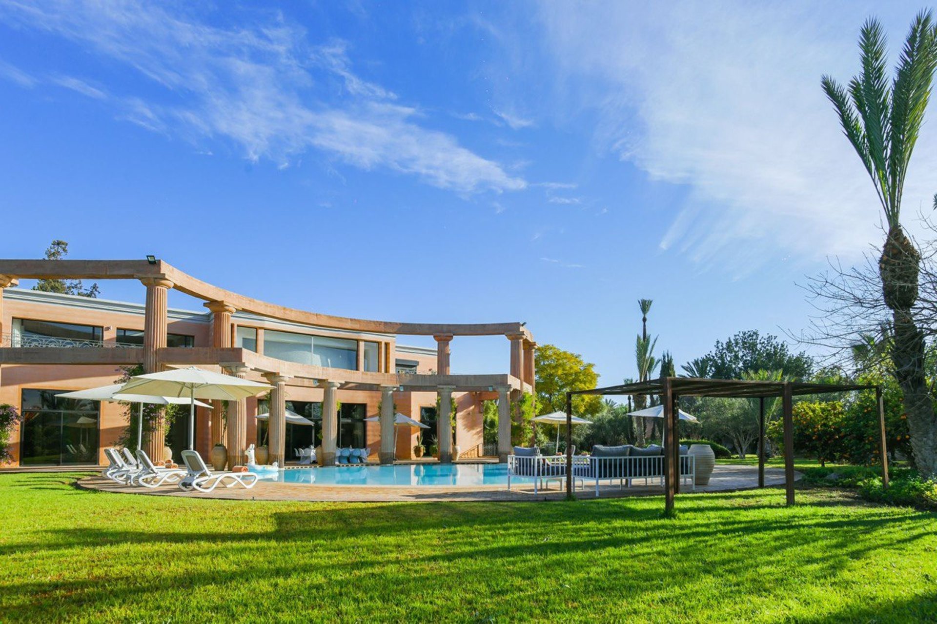 black and brown leather padded tub sofa