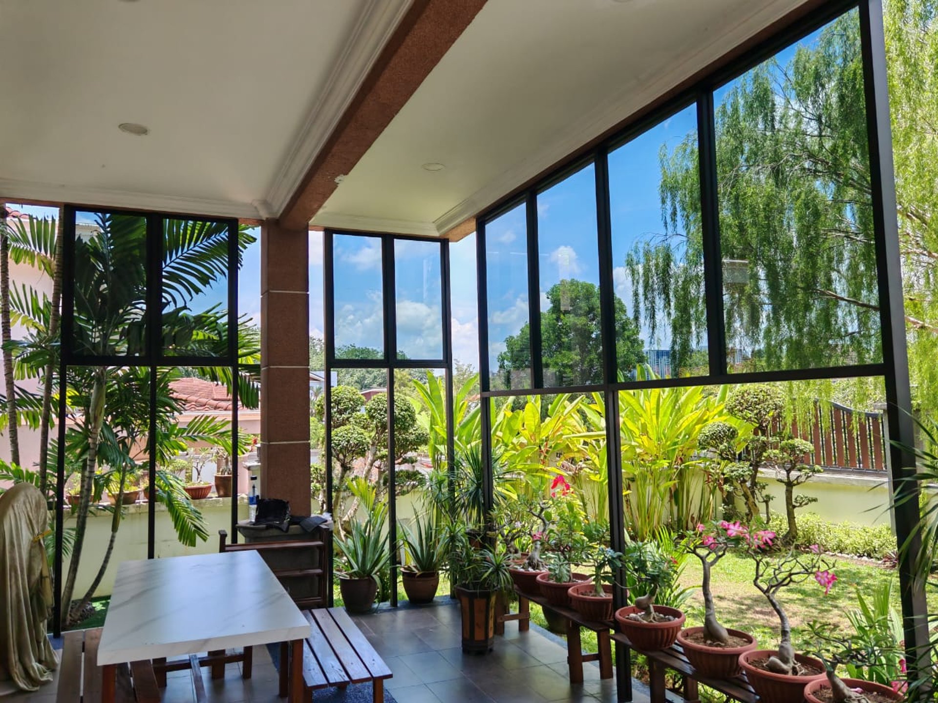 black and brown leather padded tub sofa