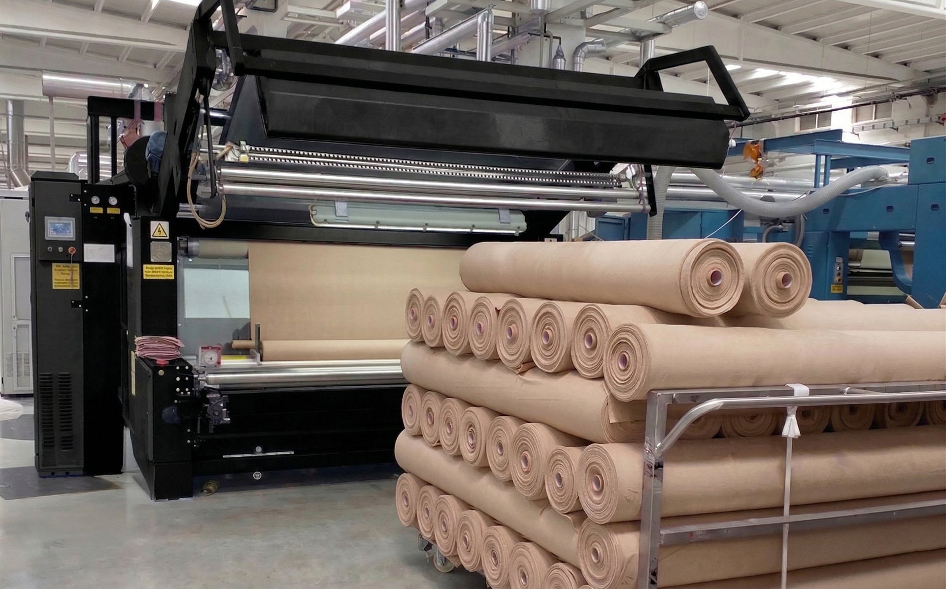 black and white bed linen