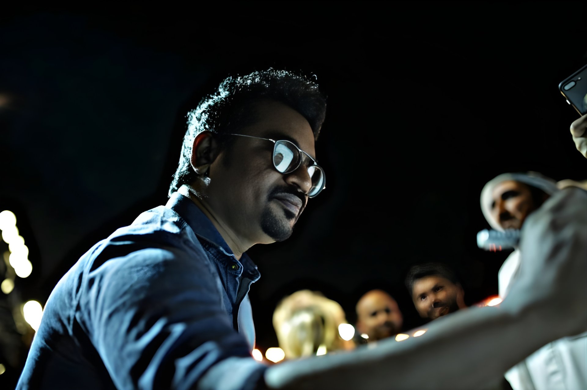 black and white bed linen