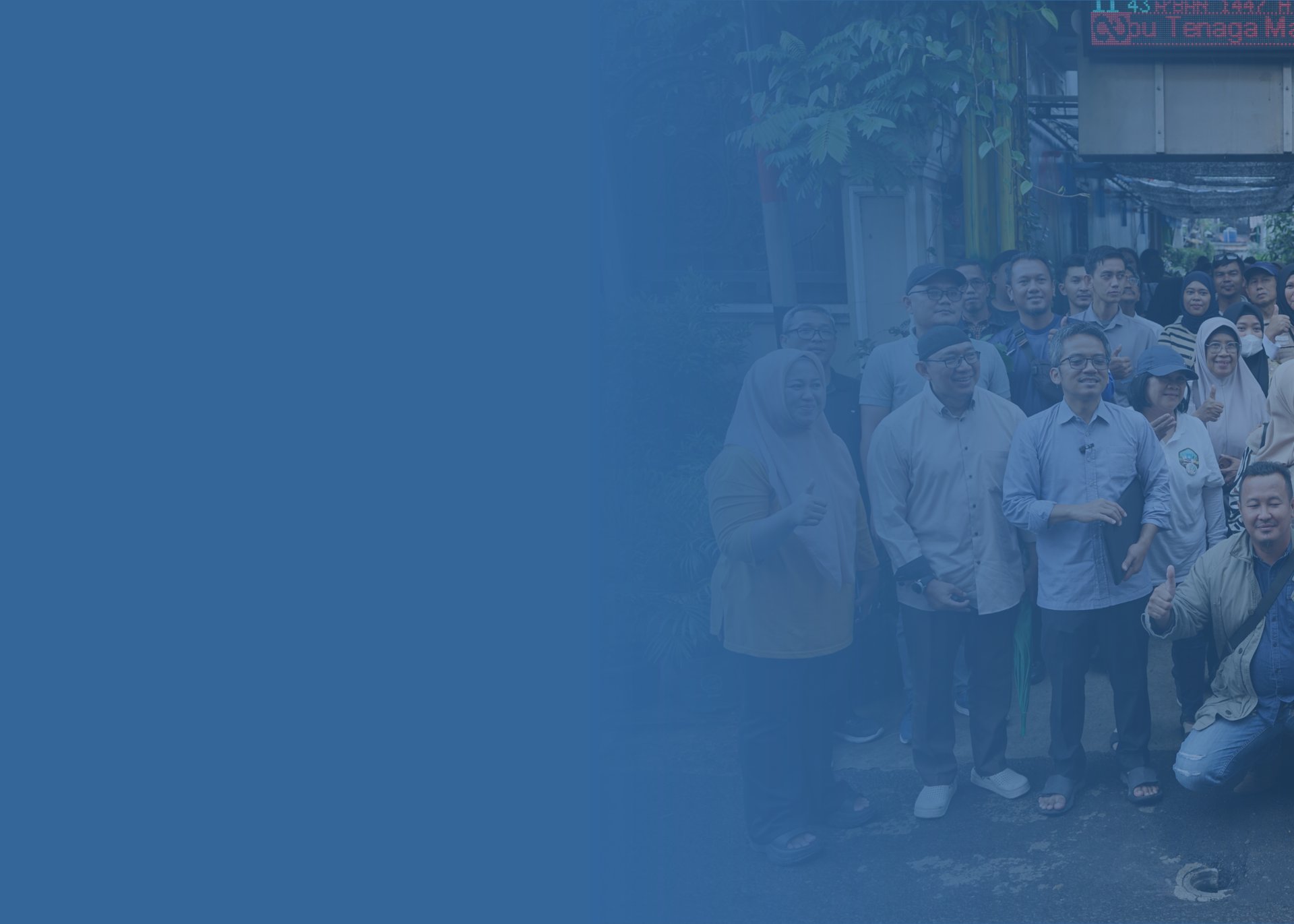 an abstract photo of a curved building with a blue sky in the background
