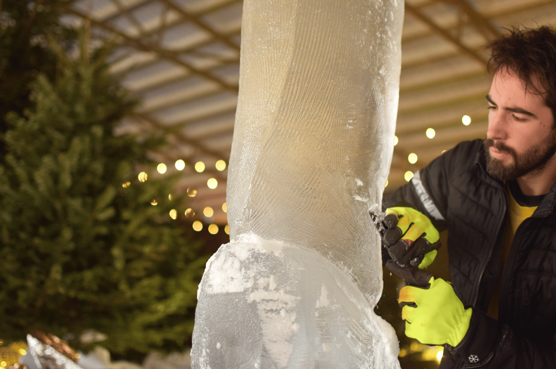 black and white bed linen