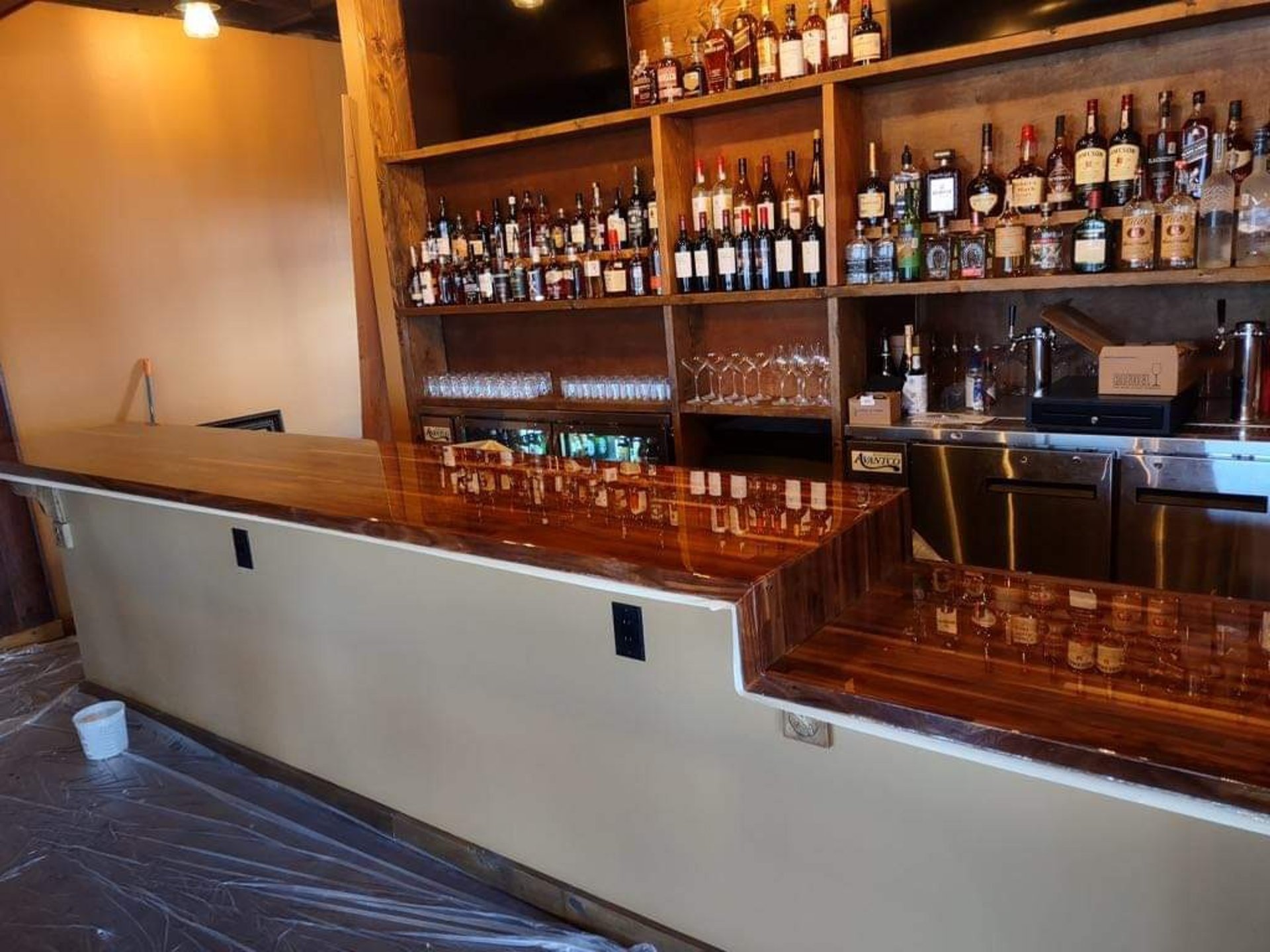 black and white bed linen