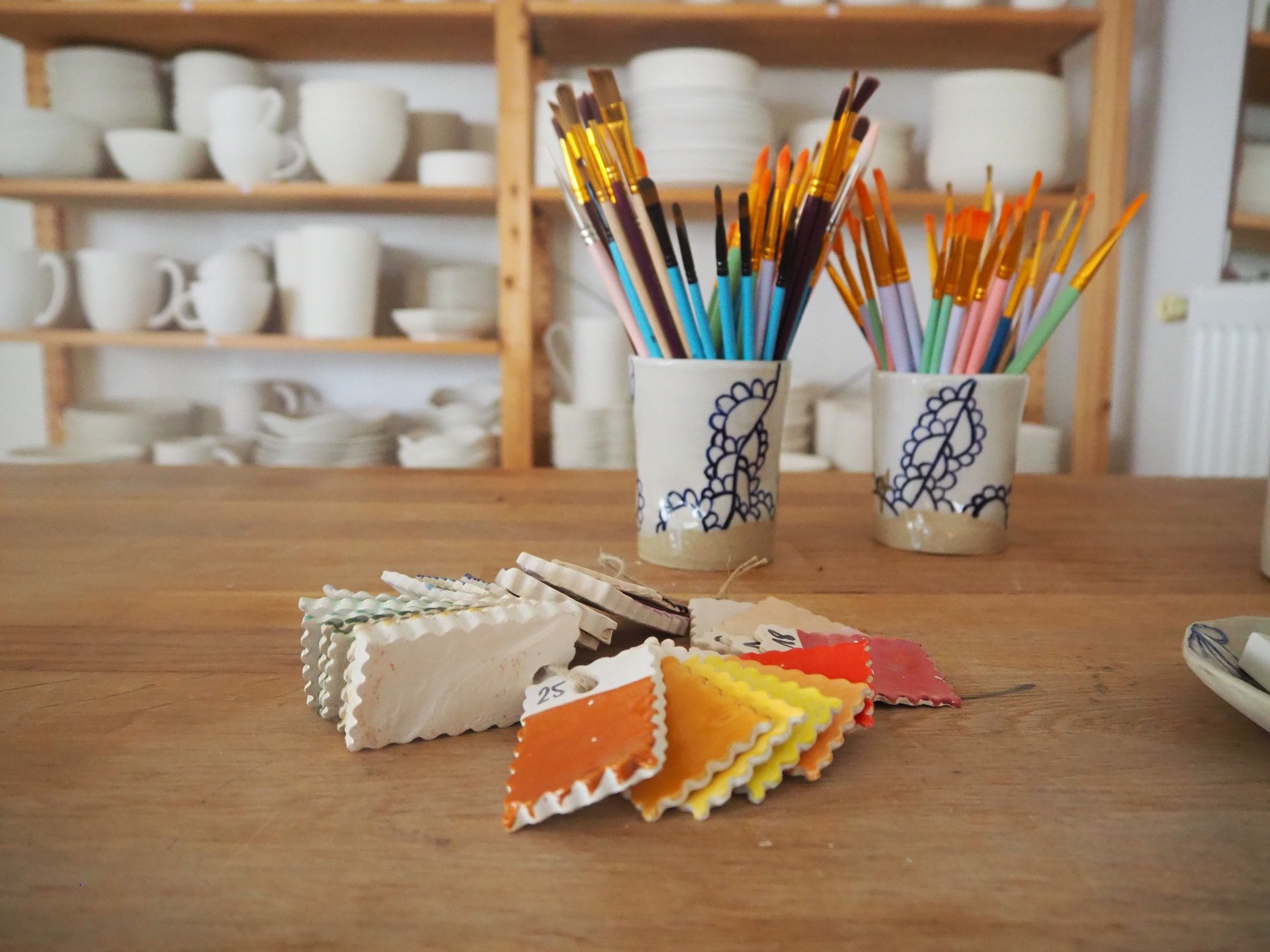 black and white bed linen