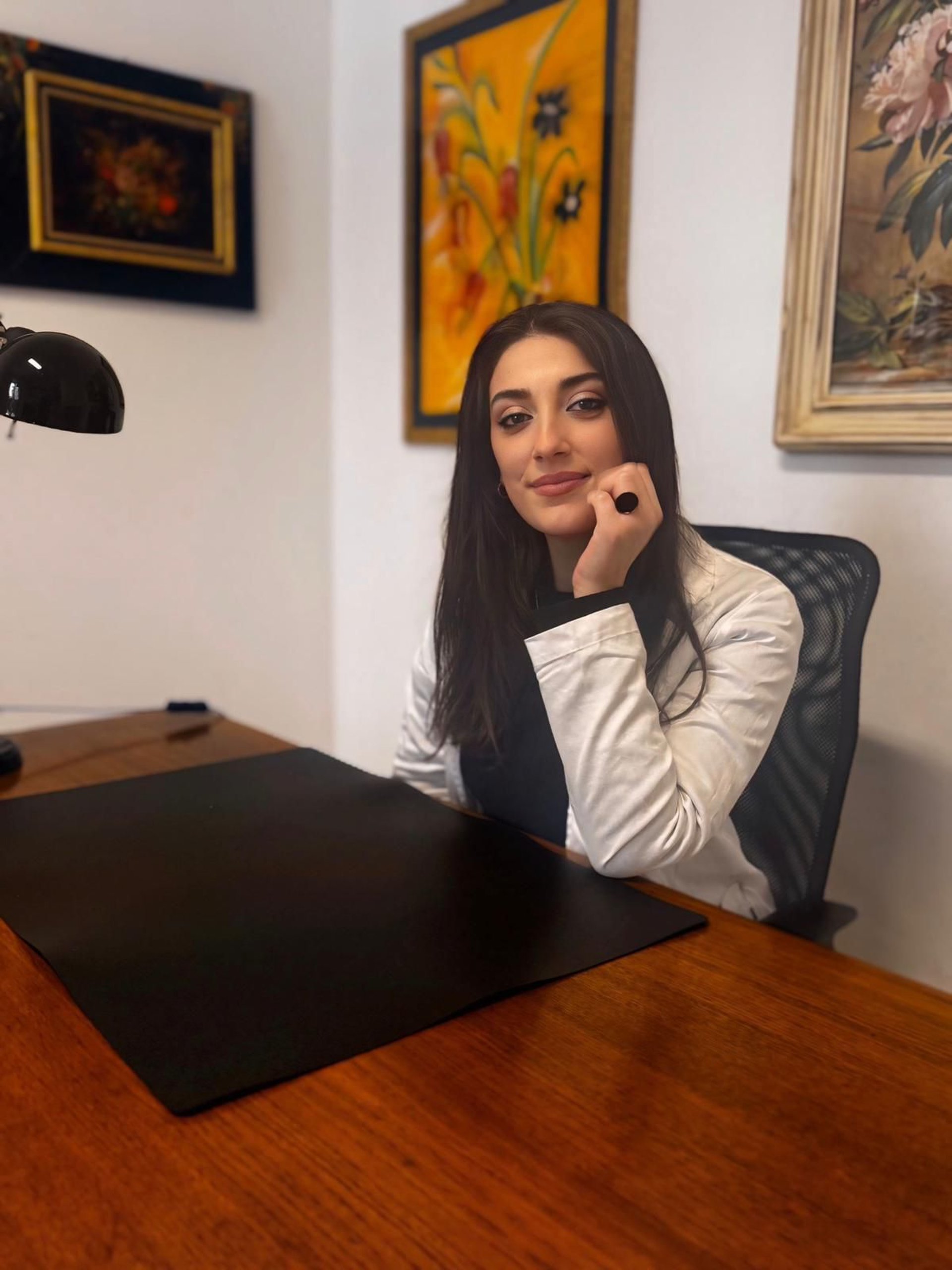 black and white bed linen