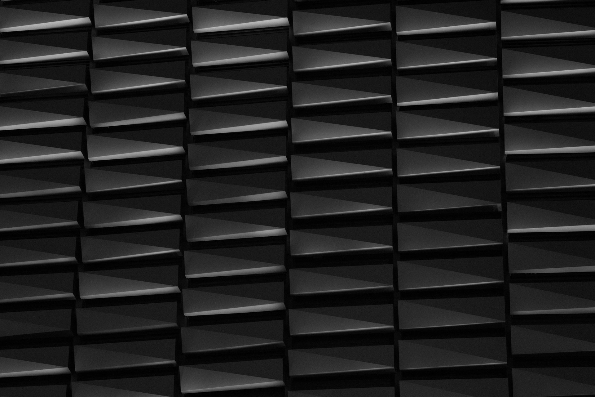 black and white bed linen