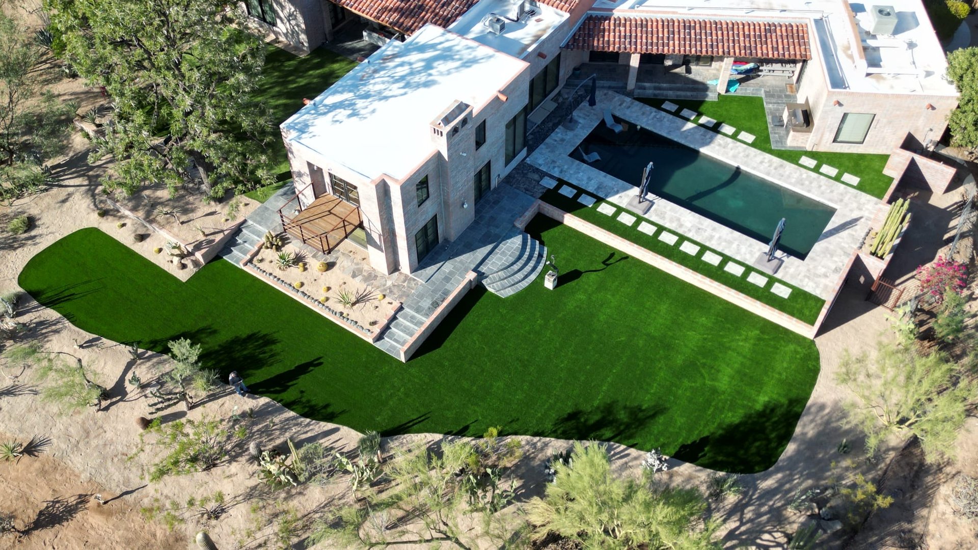 a large building with a lot of windows