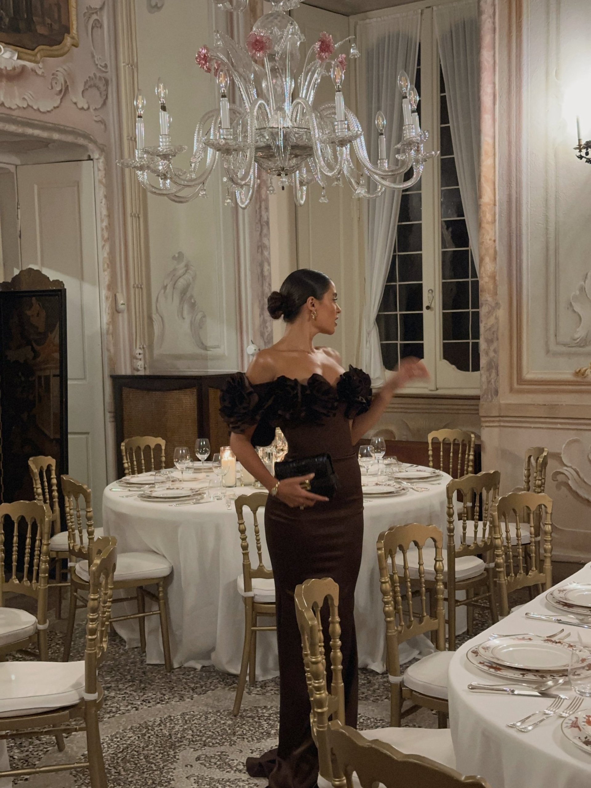 black and white bed linen