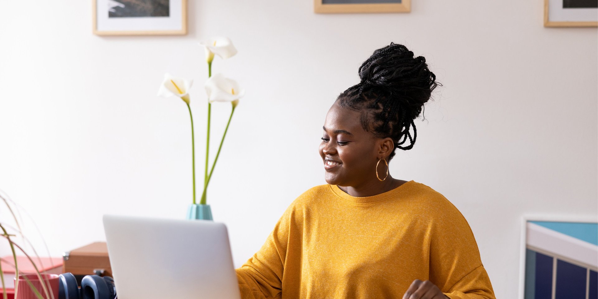 black and white bed linen