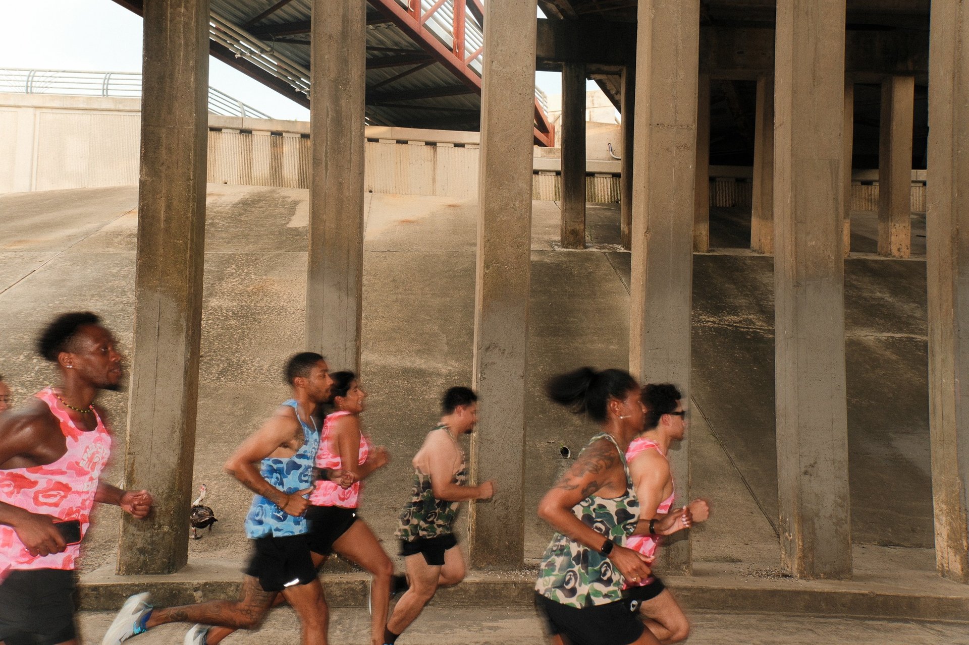black and white bed linen