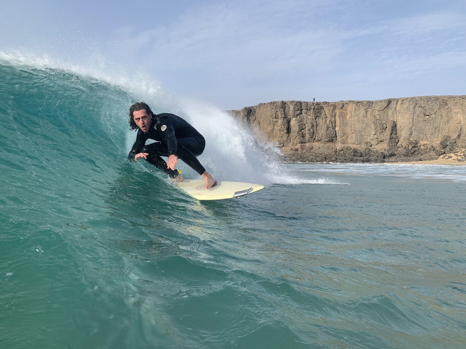 black and white bed linen