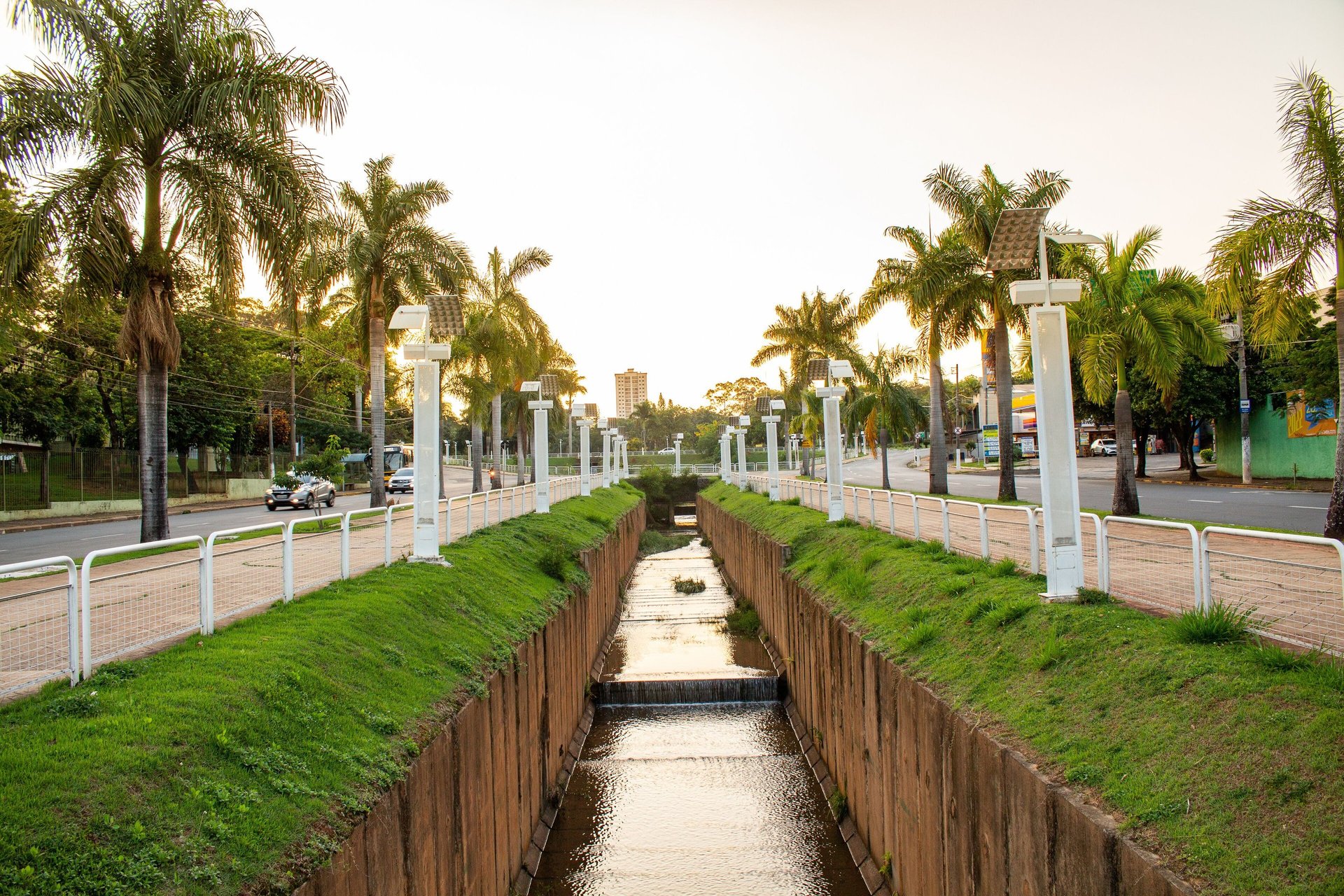 gray concrete bridge over river